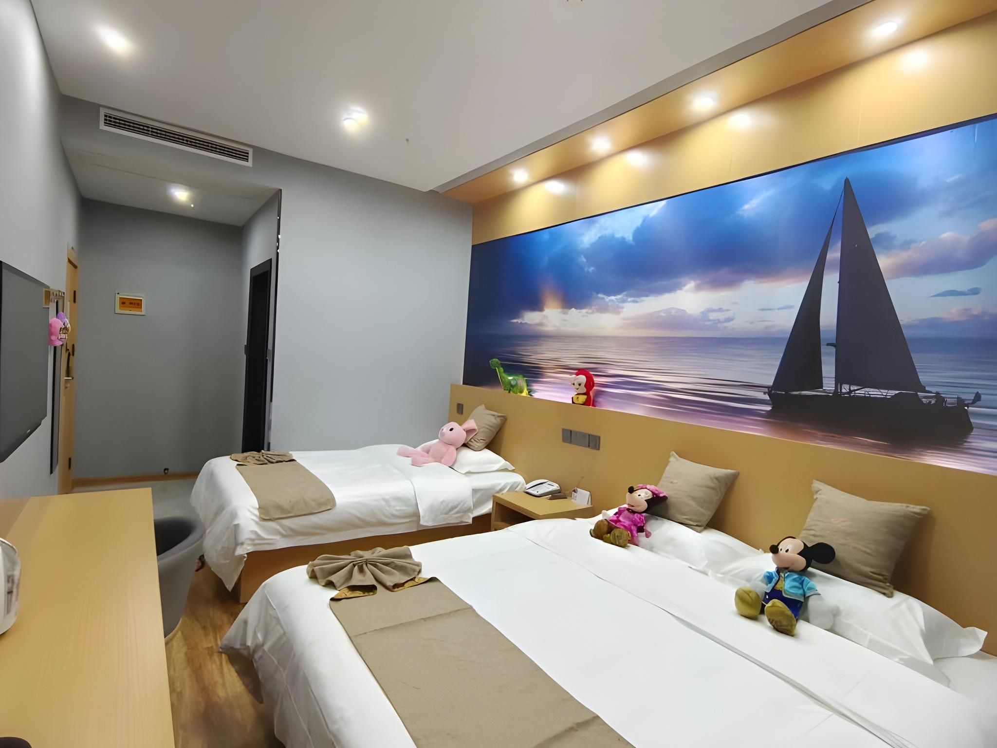 GTI - Fashion Family Room