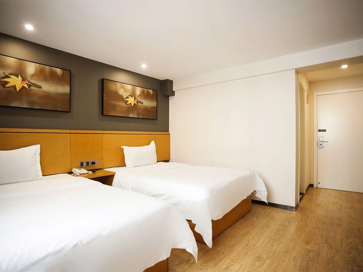 Zero Pressure Twin Room