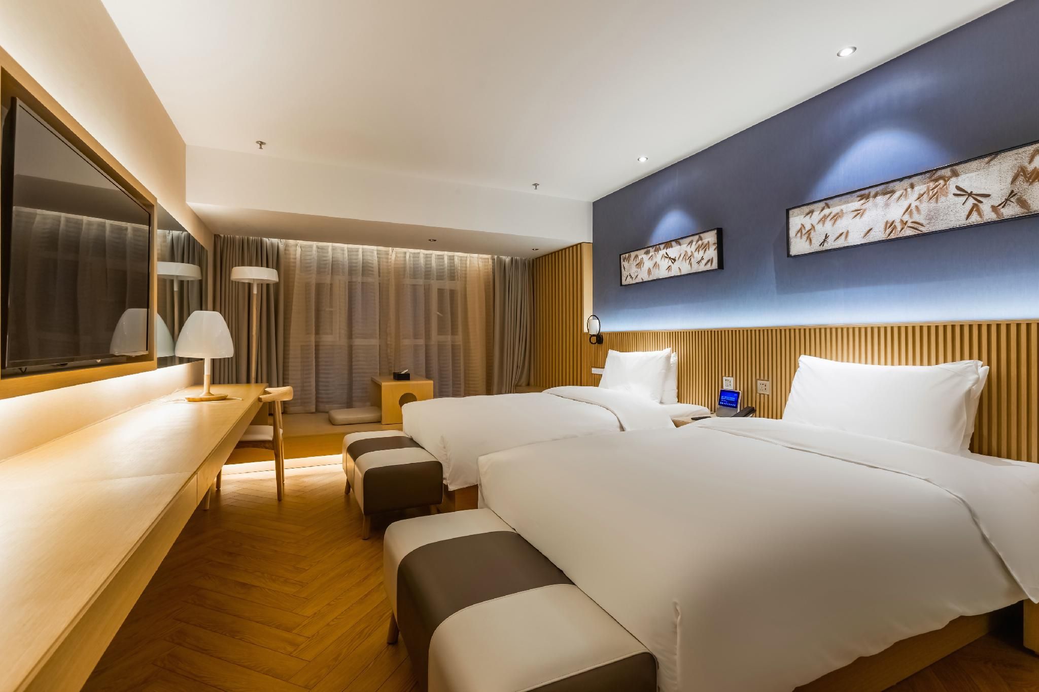 Huazhu - Deluxe Twin Room