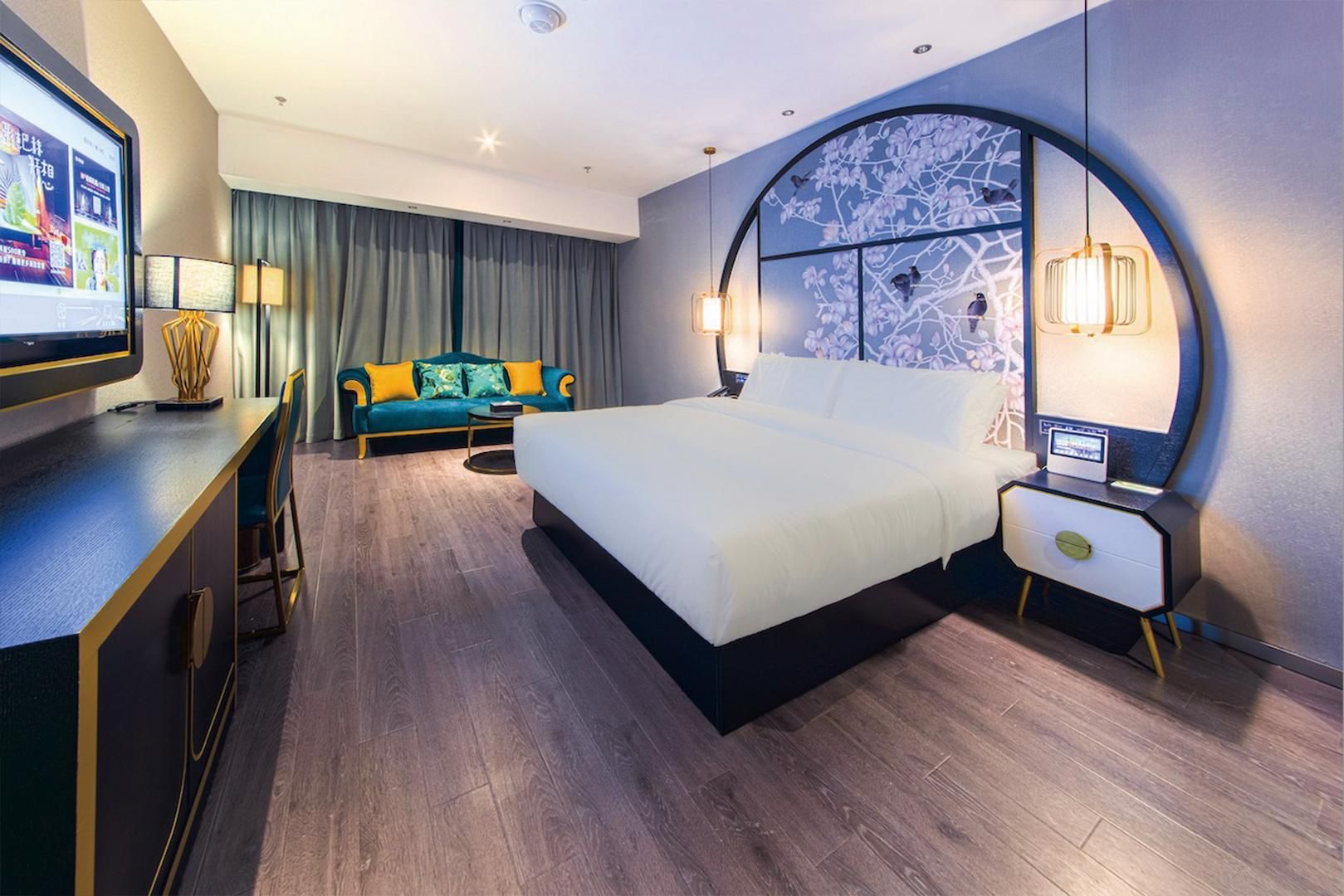Huazhu - Deluxe Bed Room