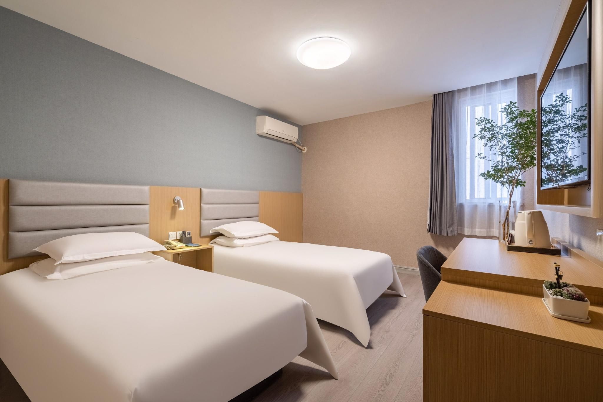 WH - Standard Zero Pressure Twin Room