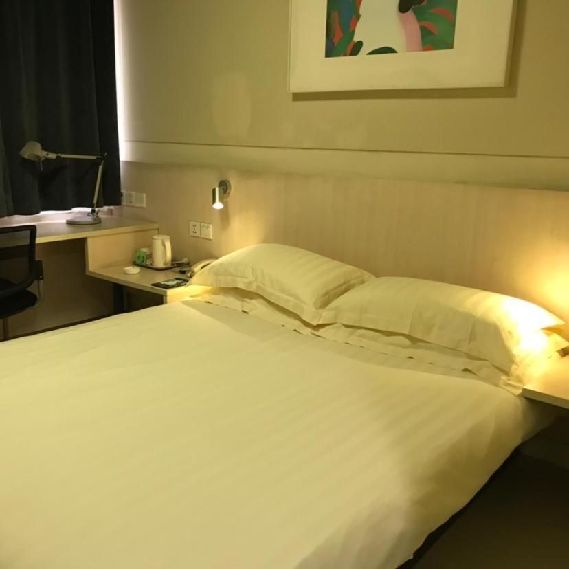 Business Room C