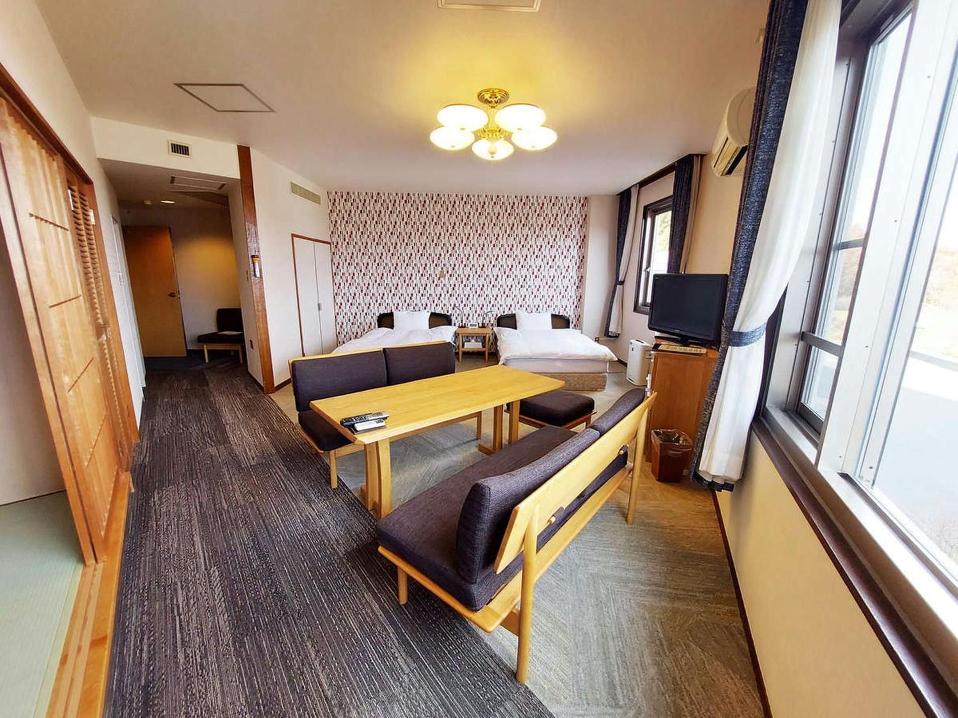 Deluxe Twin Room