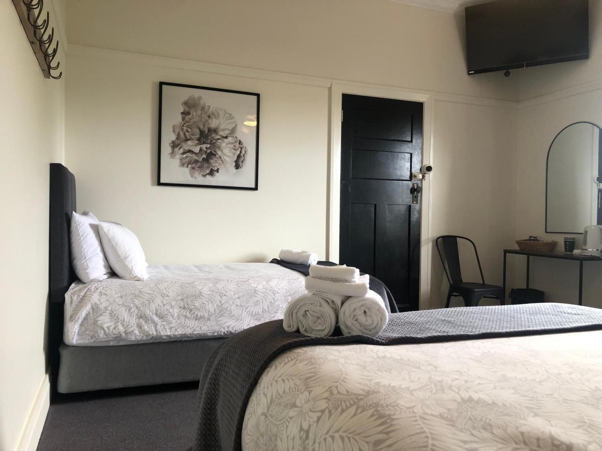 Quadruple Room with Shared Bathroom