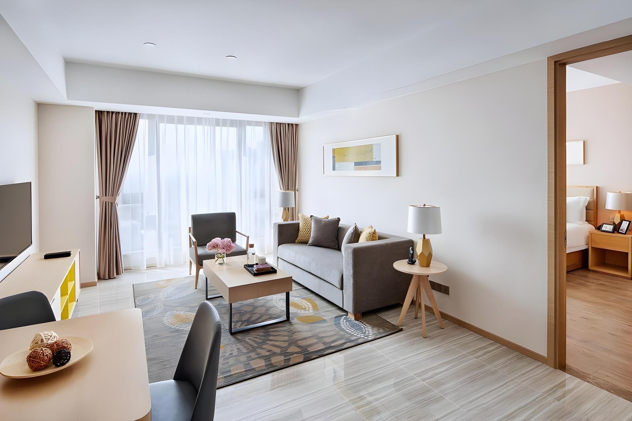 Super Deluxe Executive Suite