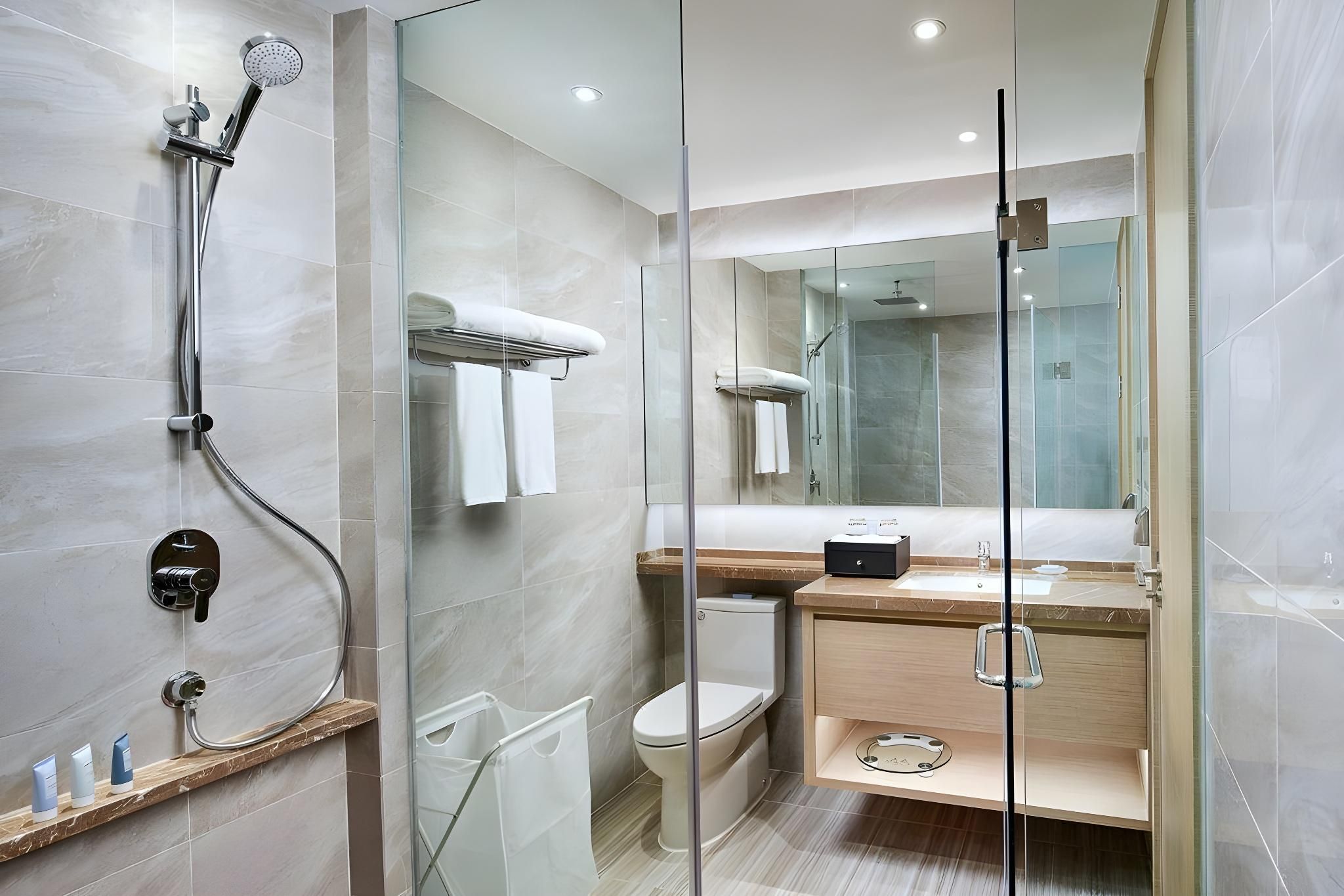 Family Friendly Suite - 2-Room