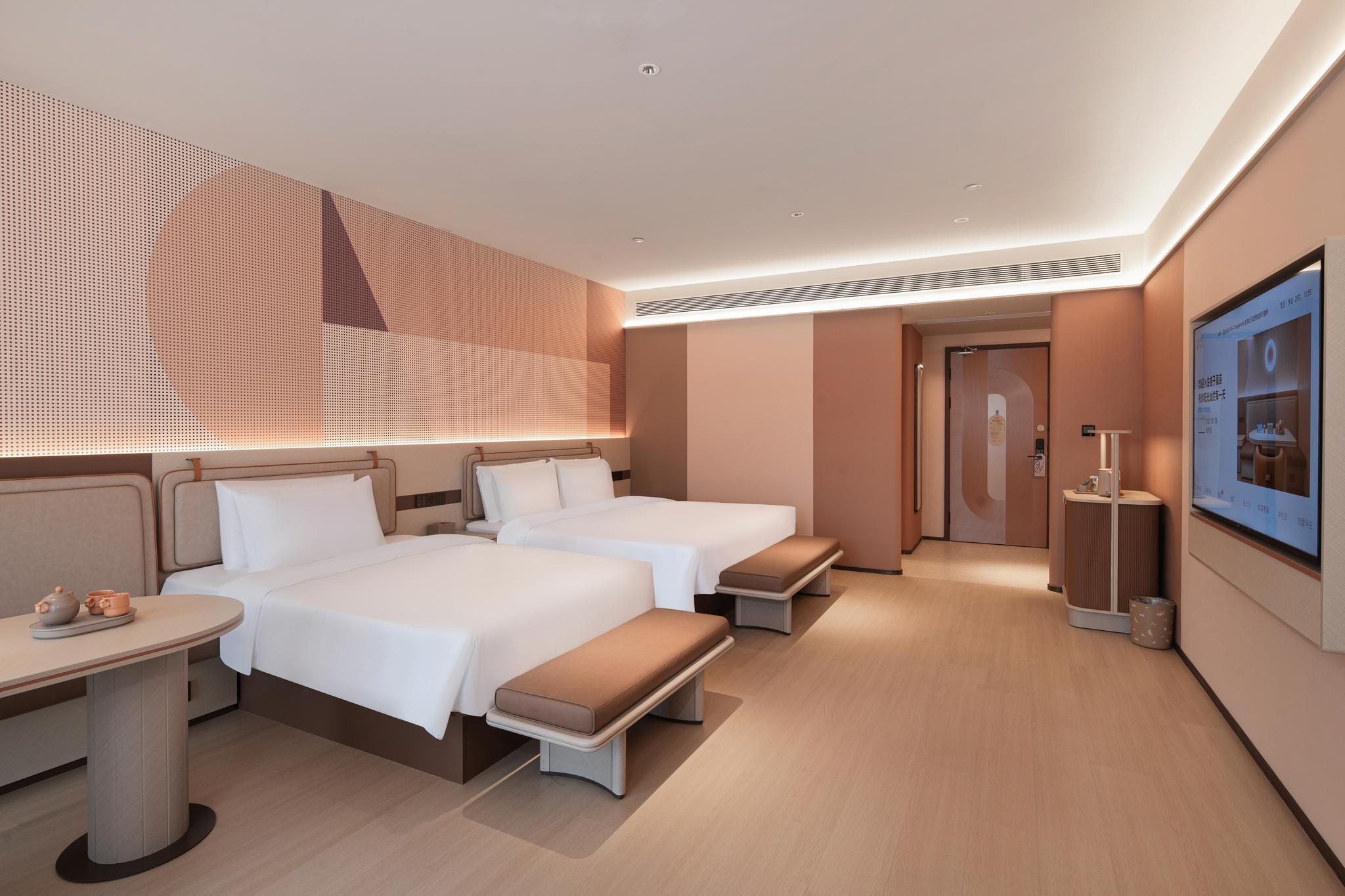 Huazhu - Deluxe Family Room
