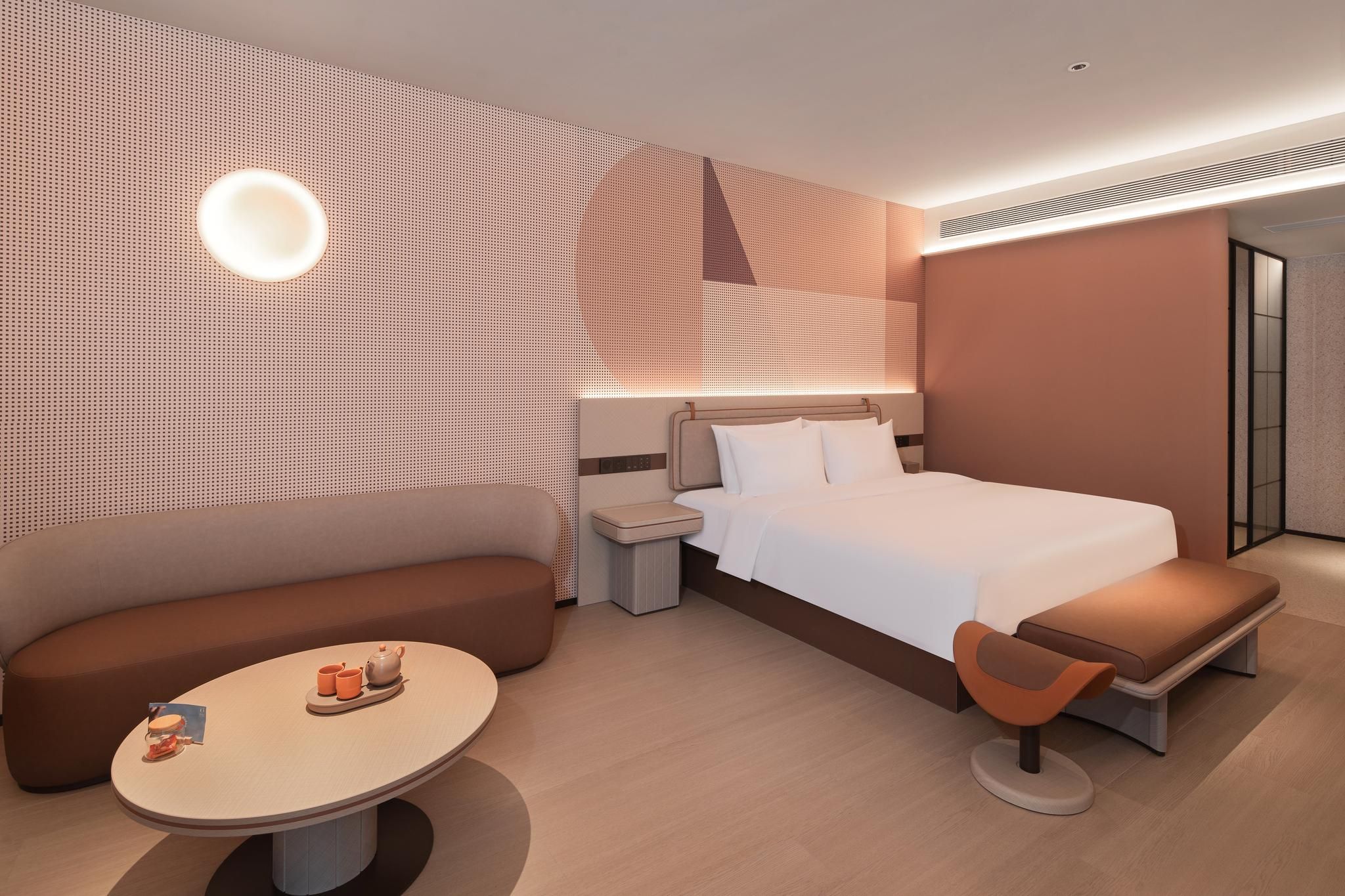 Huazhu - Deluxe Bed Room