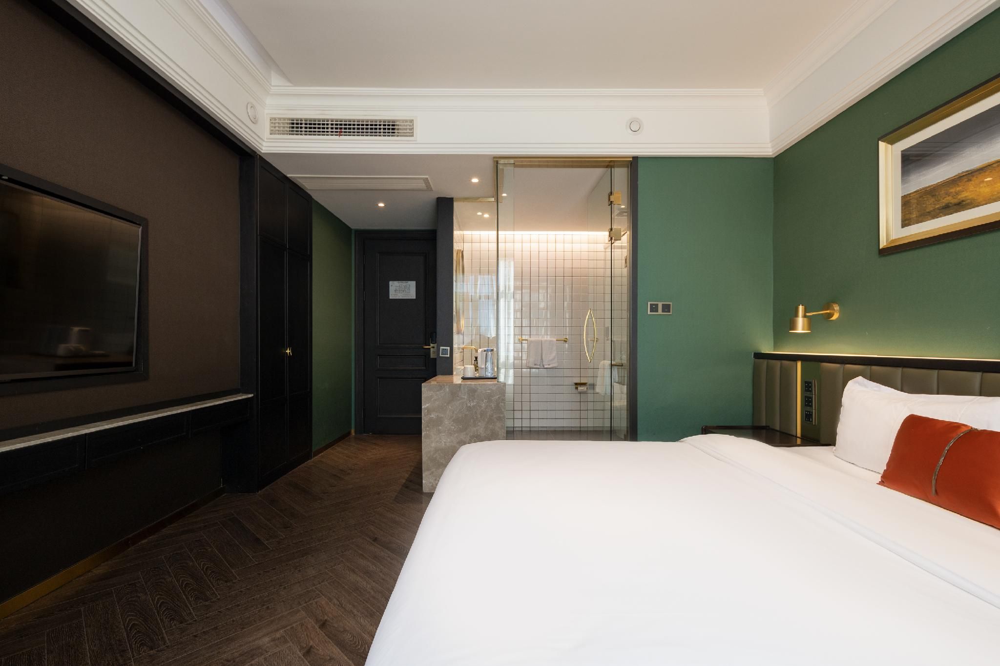 Floral Anna Luxury Homestay Special Queen Room 3