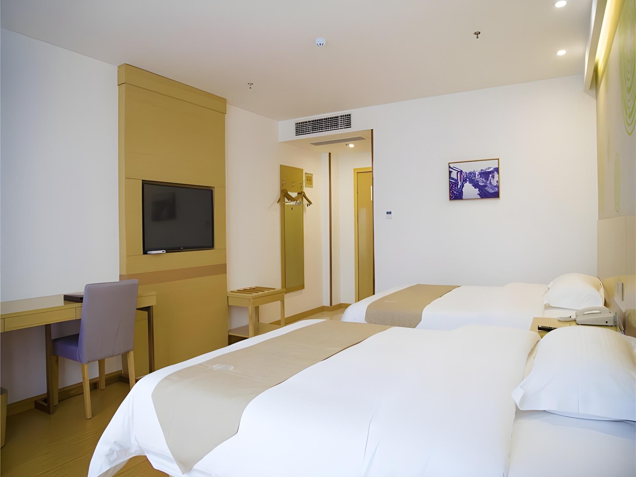 2 Bed Twin Superior Room