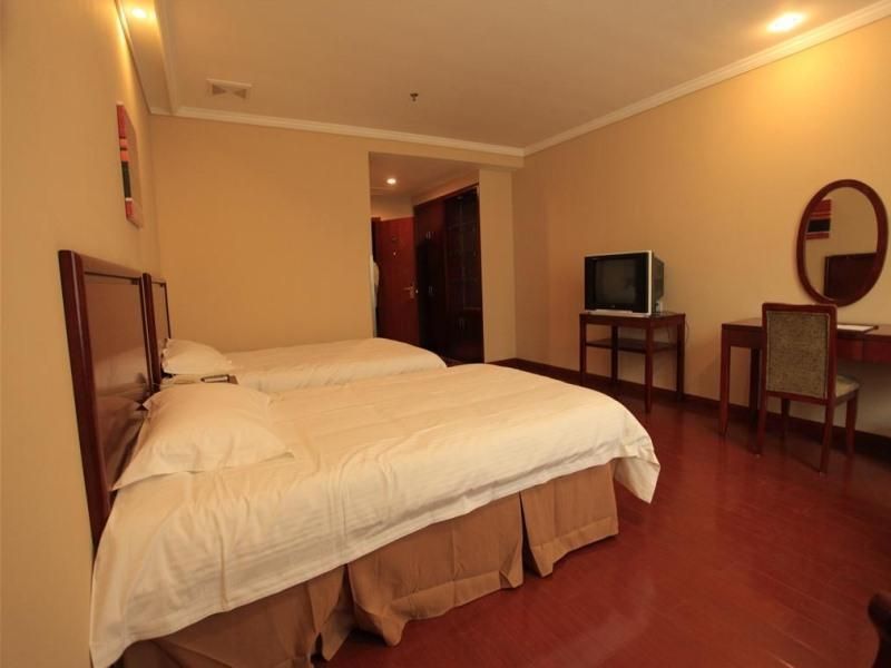 Twin Room without Window