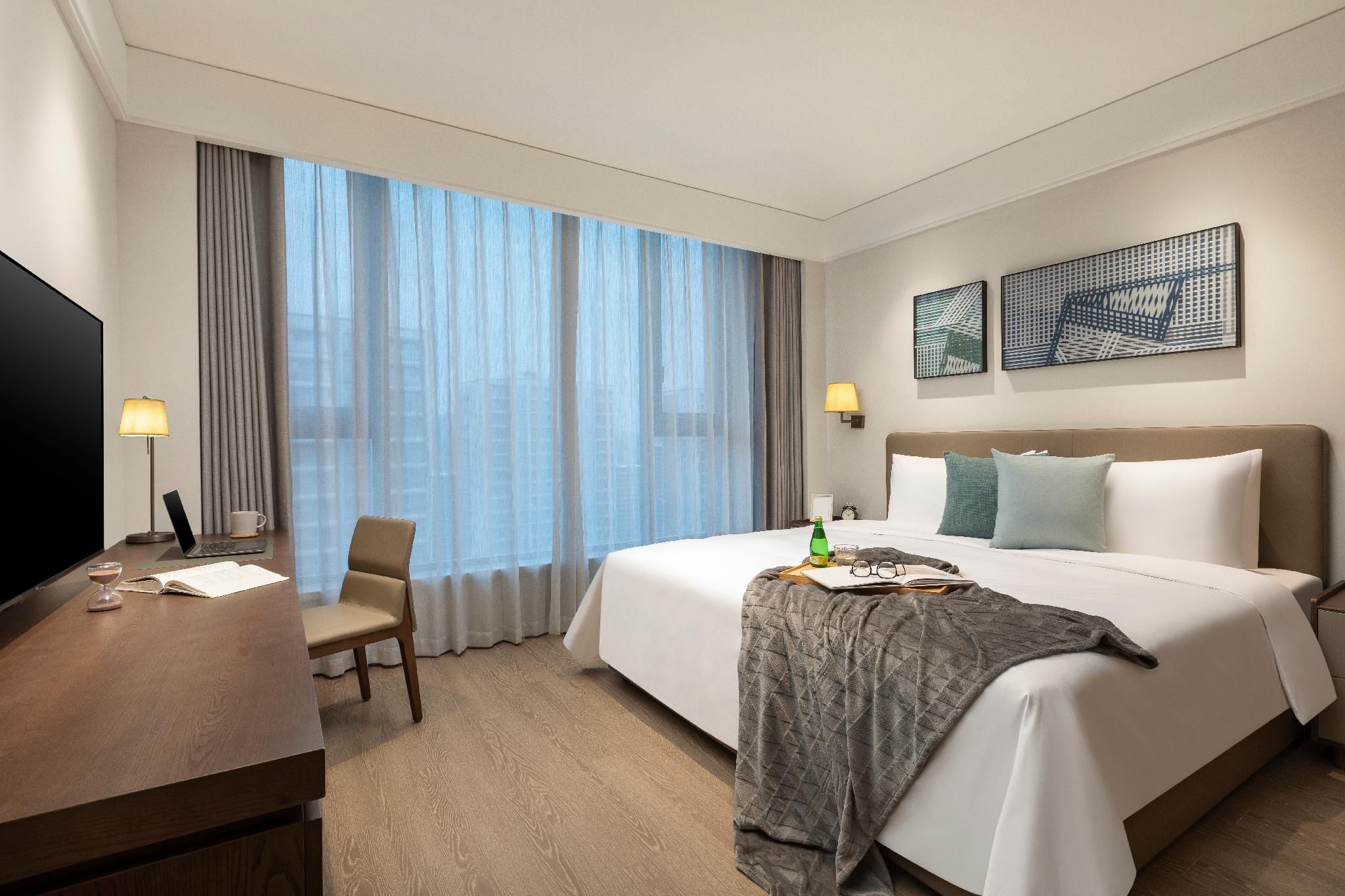 One Bedroom Premier