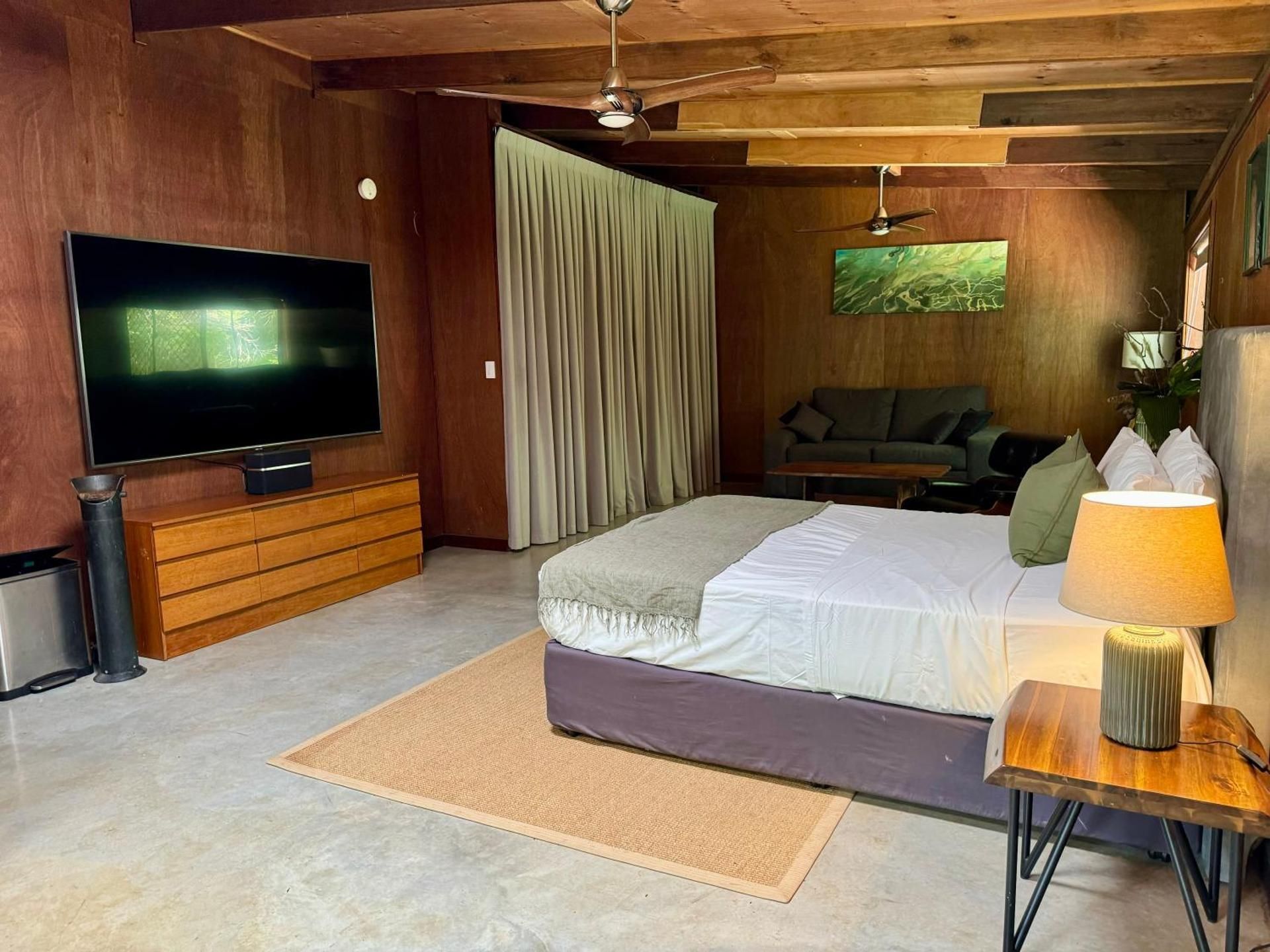 Deluxe Double Room with Bath