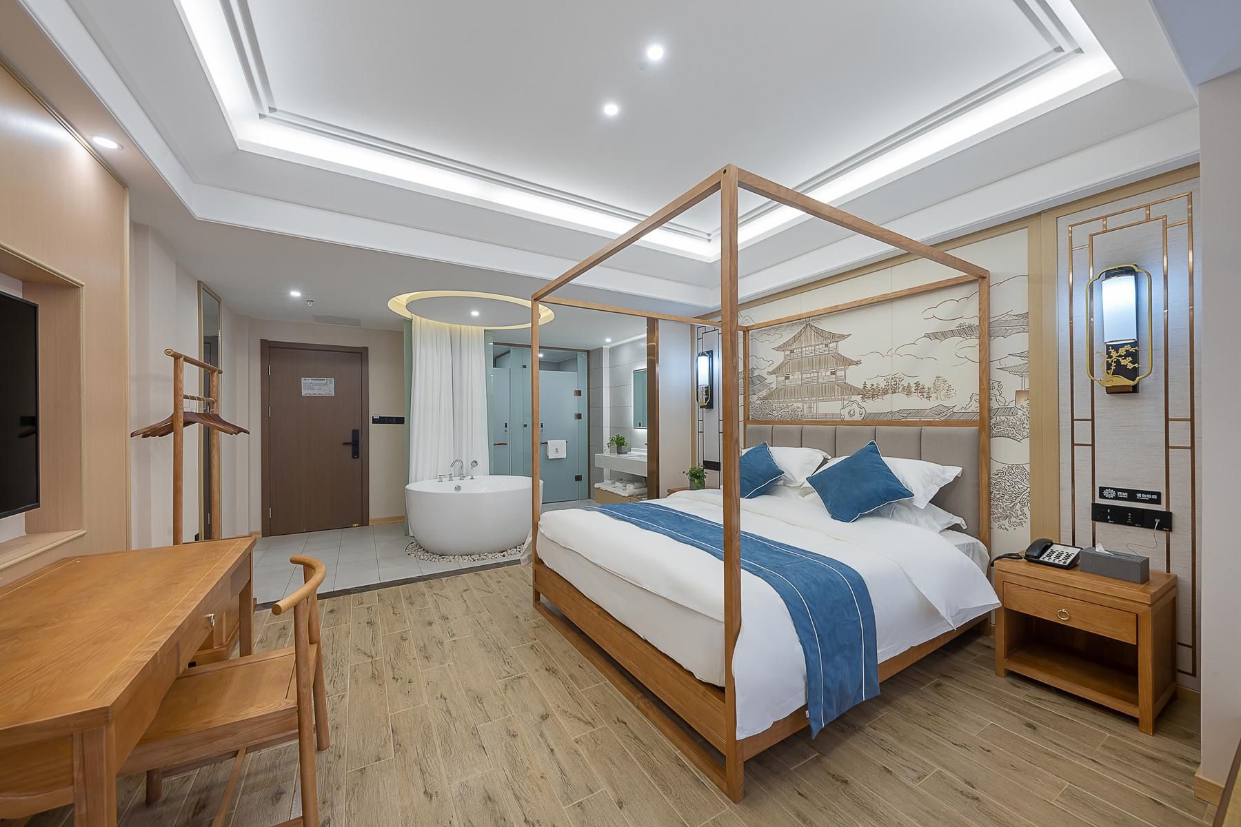 Deluxe Family Triple