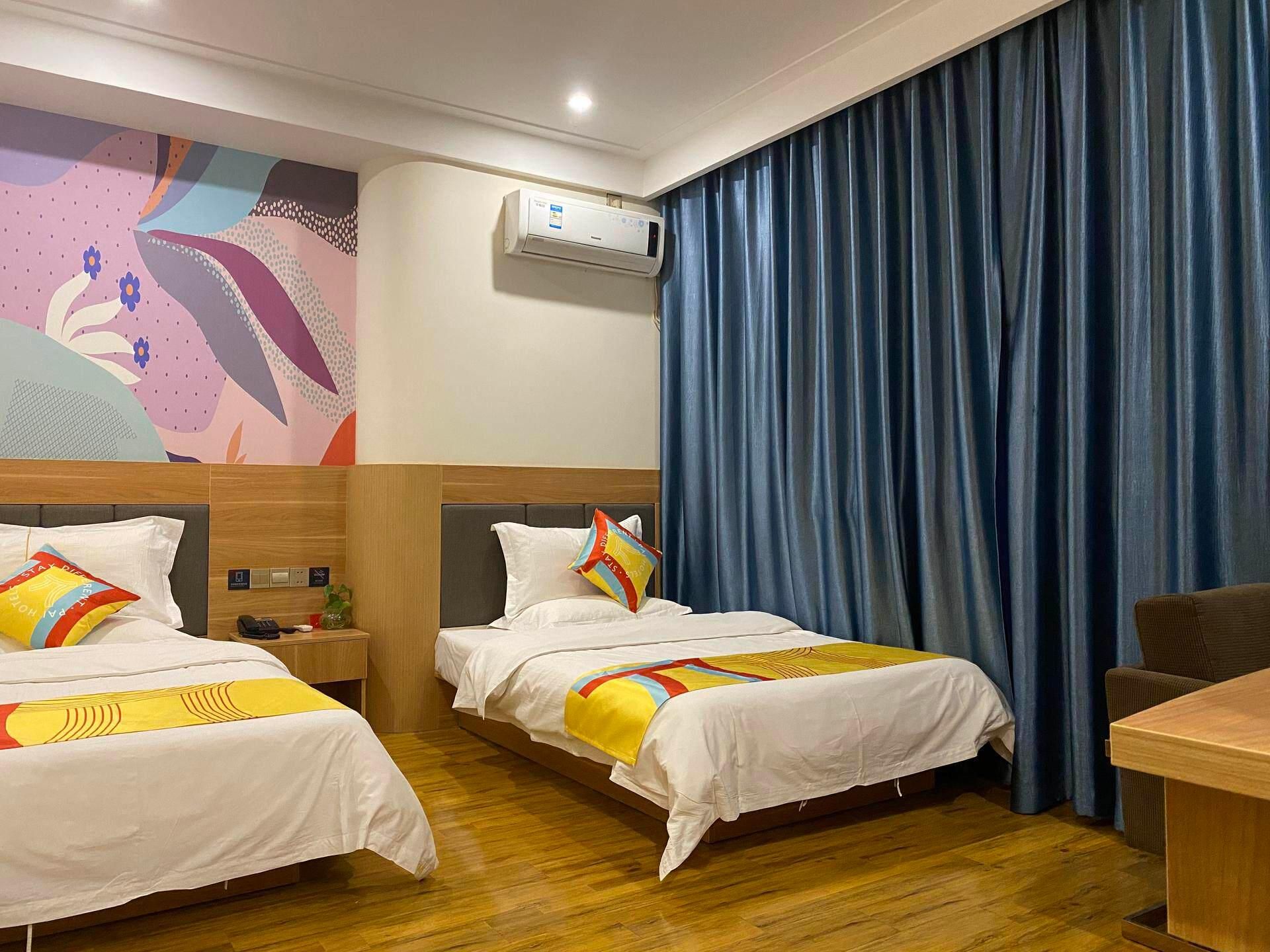 PAI Huixuan Twin Room