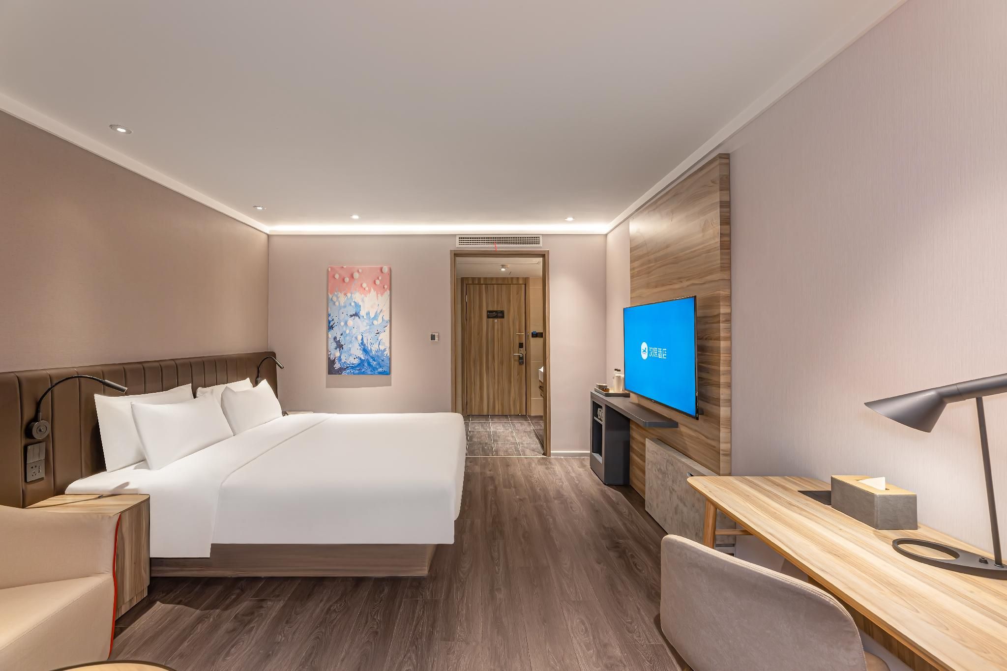 Business Queen Bed Room