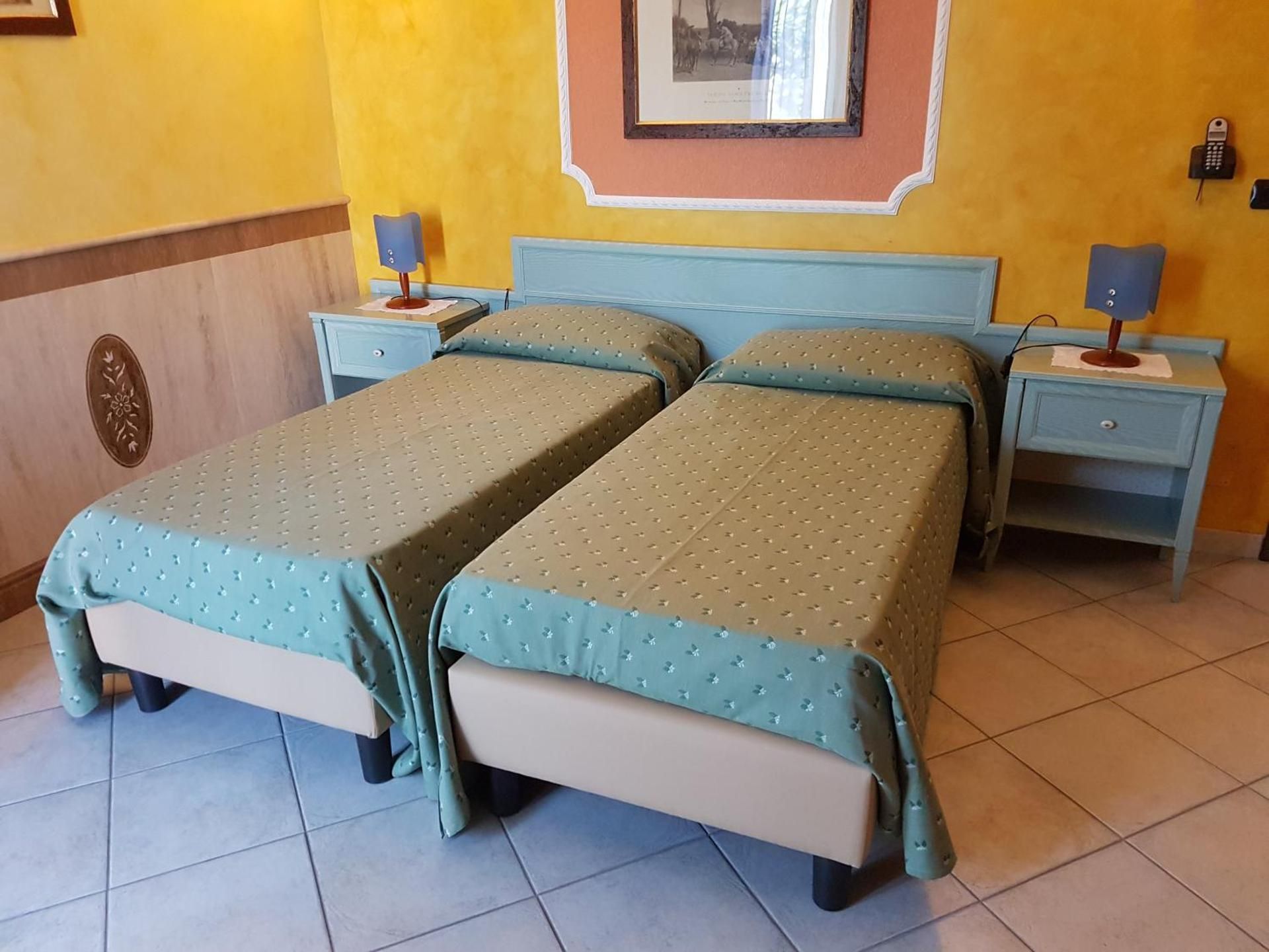 Standard Twin Room