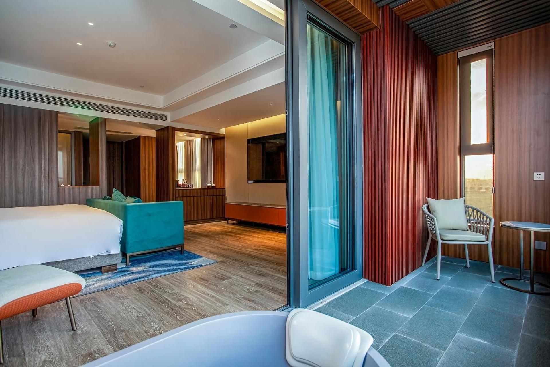 Deluxe King Room (No Hot Spring)