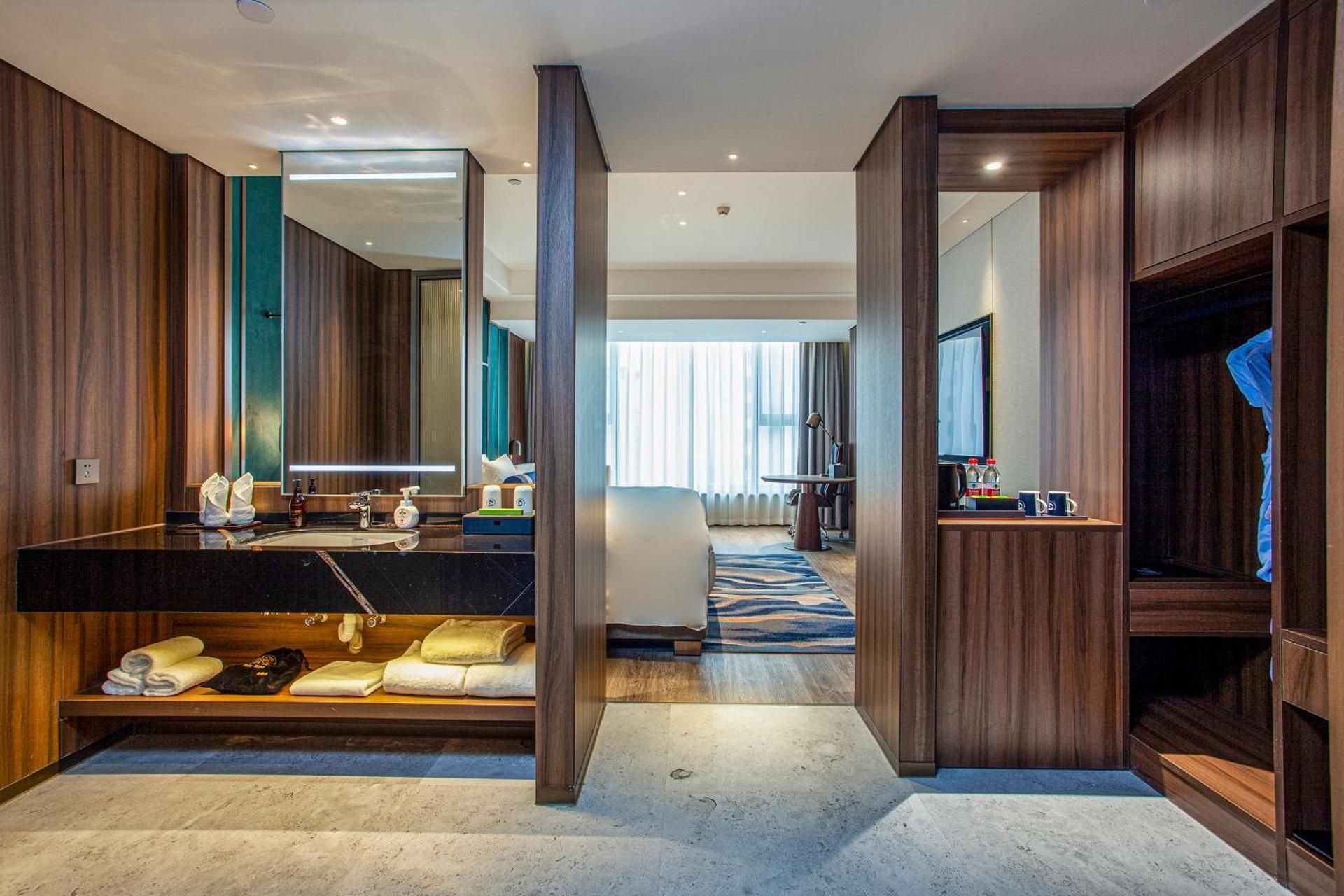 Deluxe Family Room (No Hot Spring)