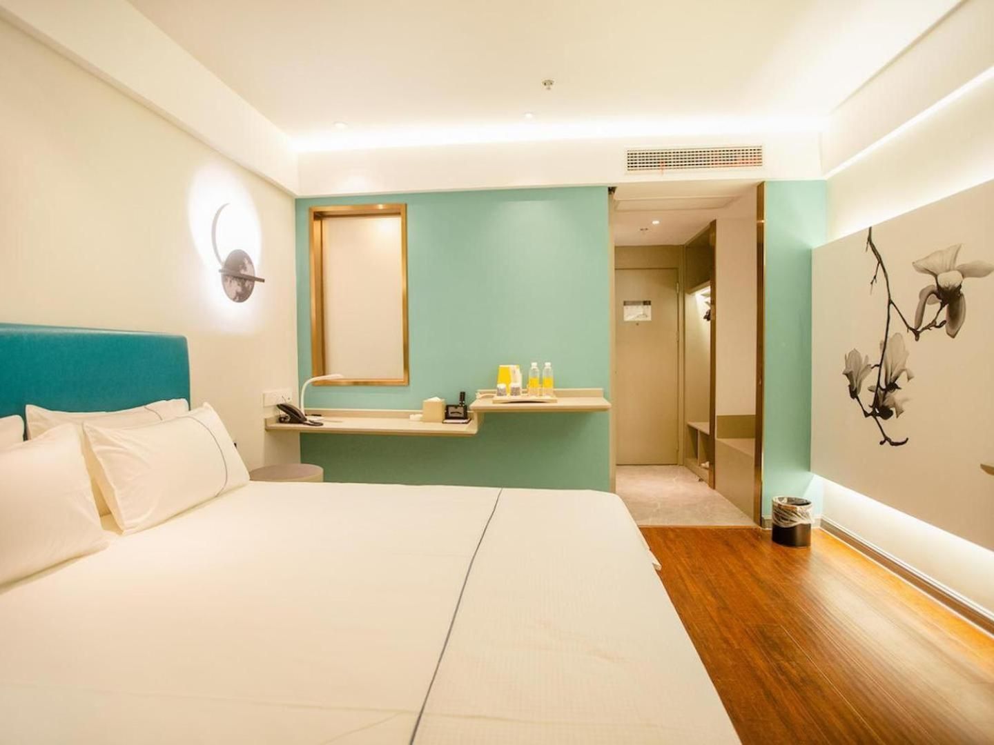 Zero Pressure - Standard Double Room