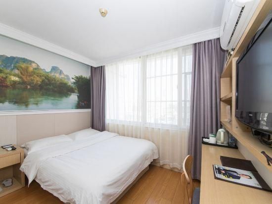 Queen Bed