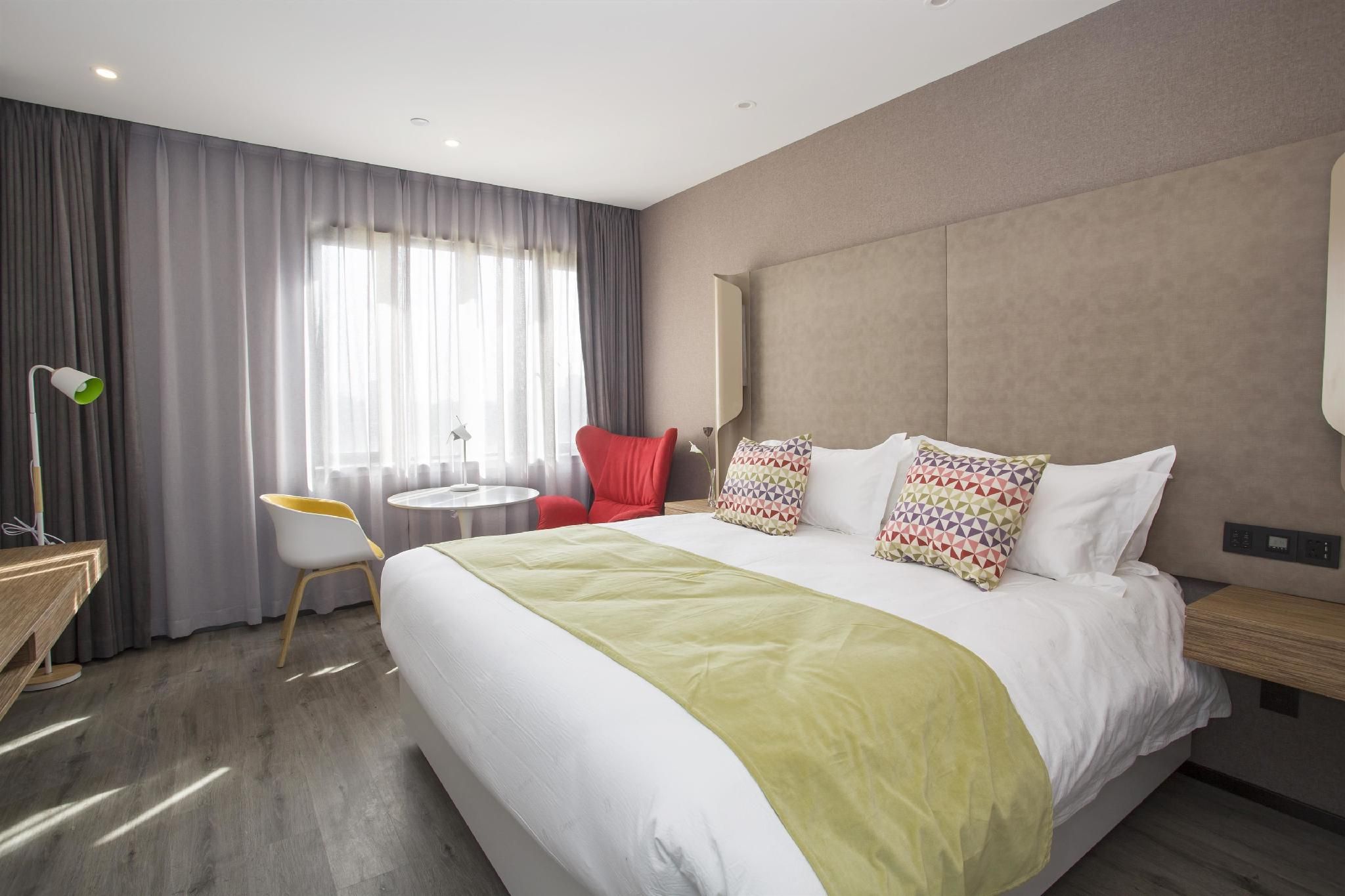 Superior King Room