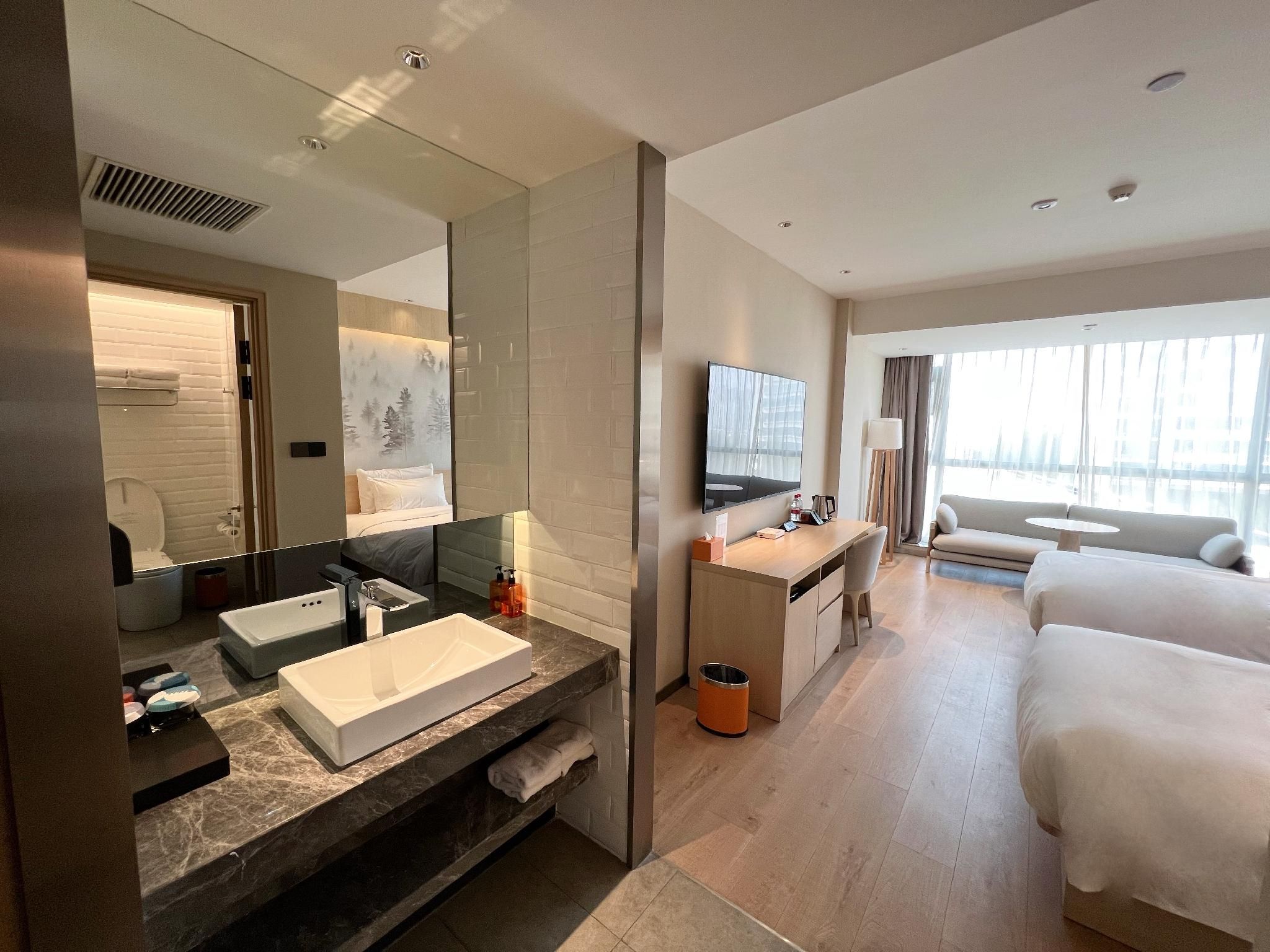 Twin Bed Room