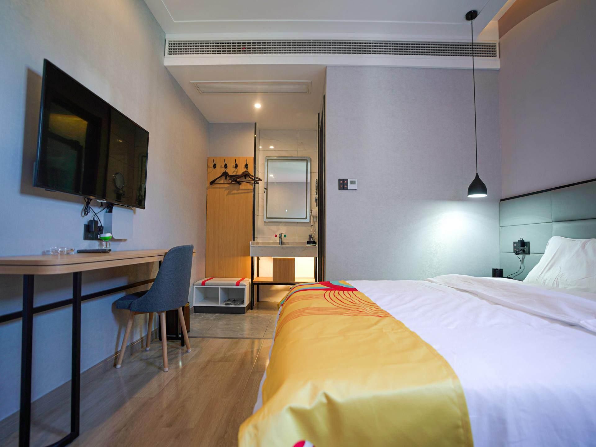 WH - Chess 1 Bed Room