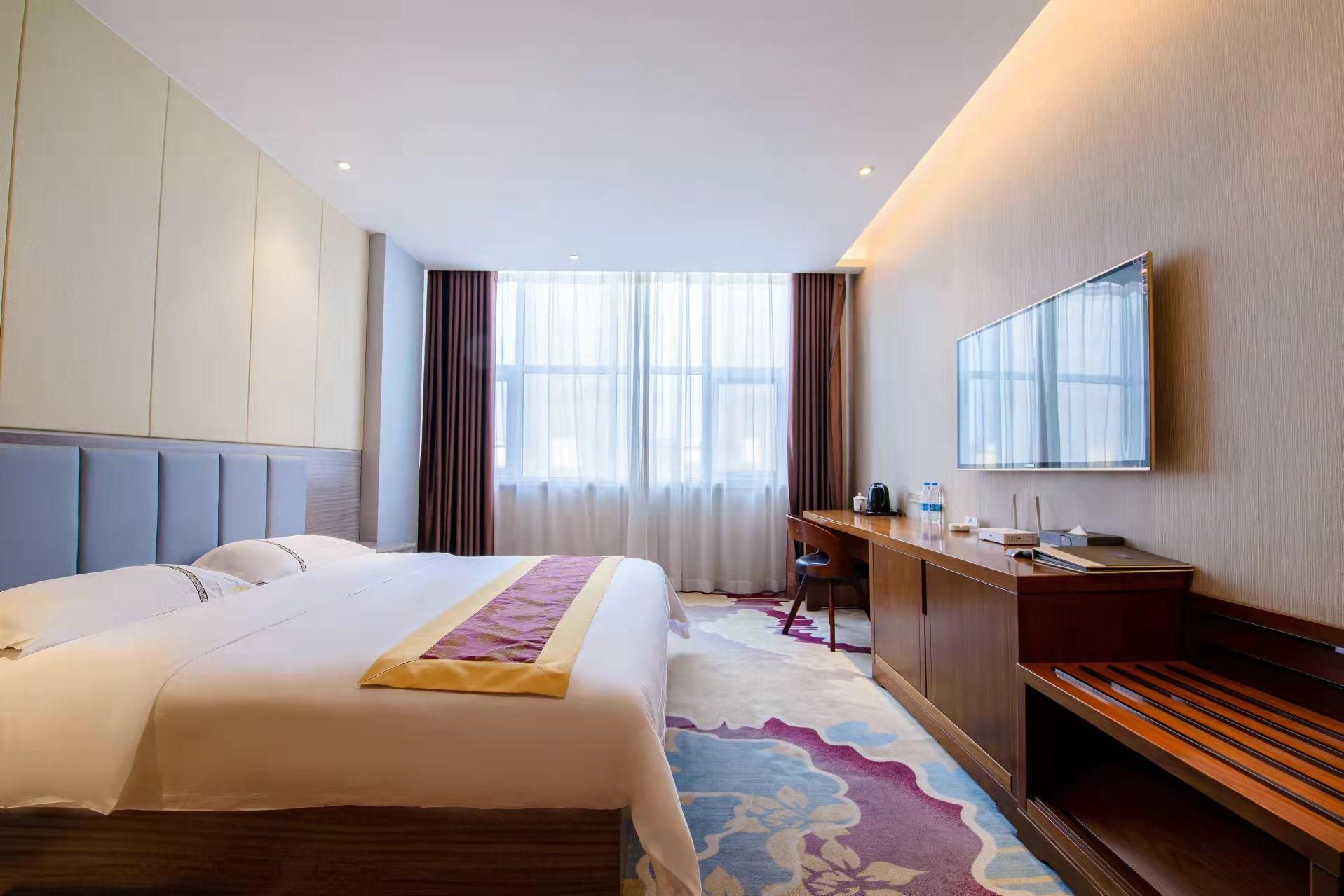 Huazhu - Superior BedRoom