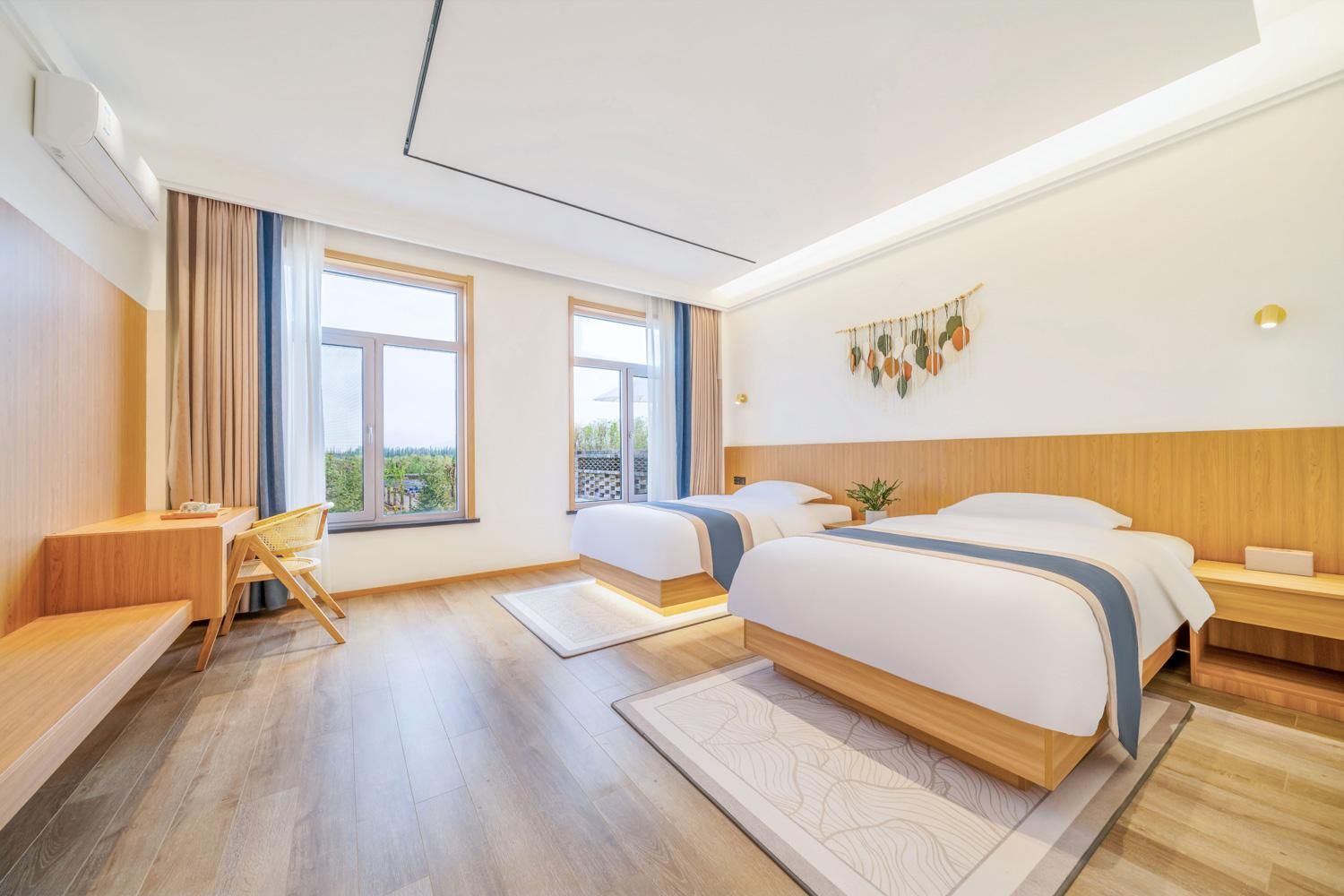 Twin Queen Room