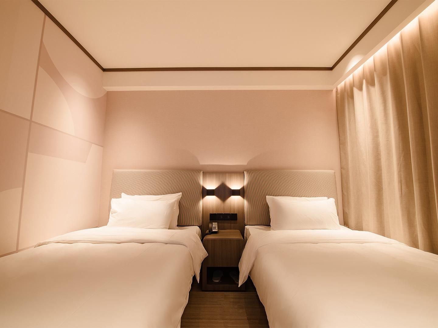 Huazhu - Twin Room A