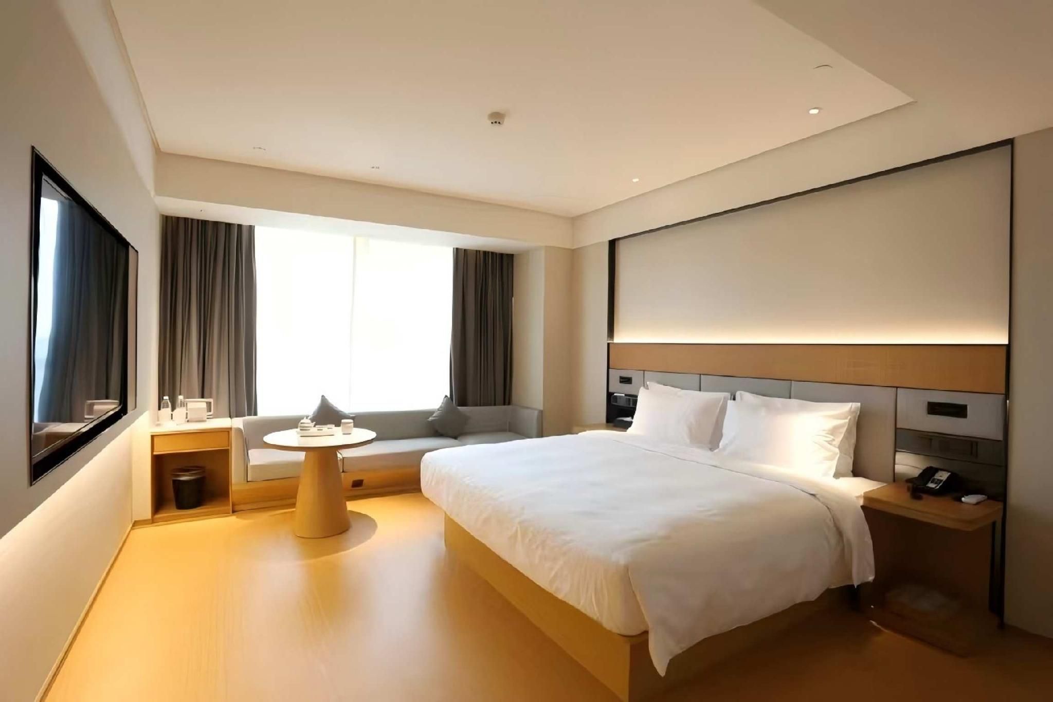 Queen Room A
