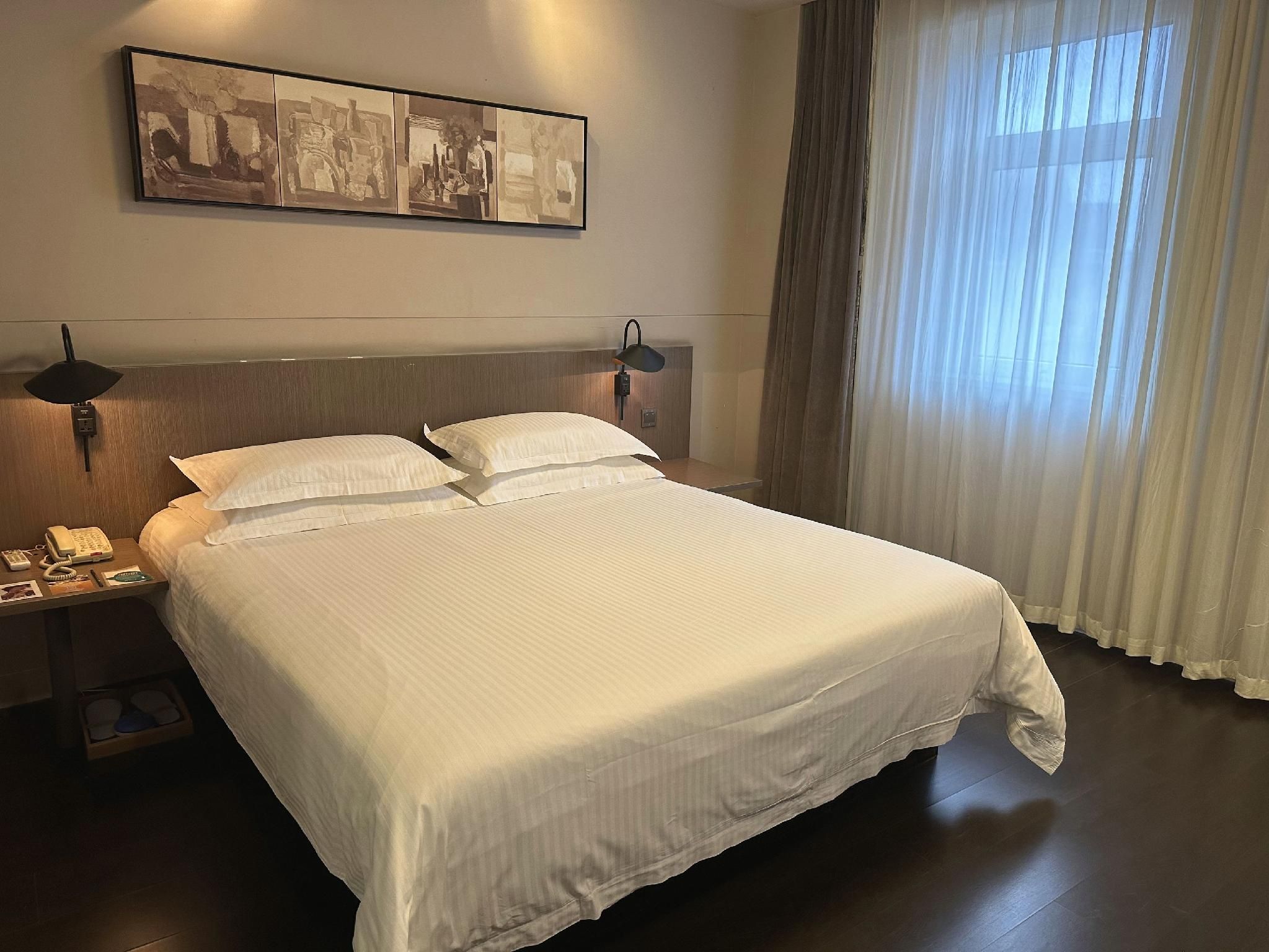 wh - standard room