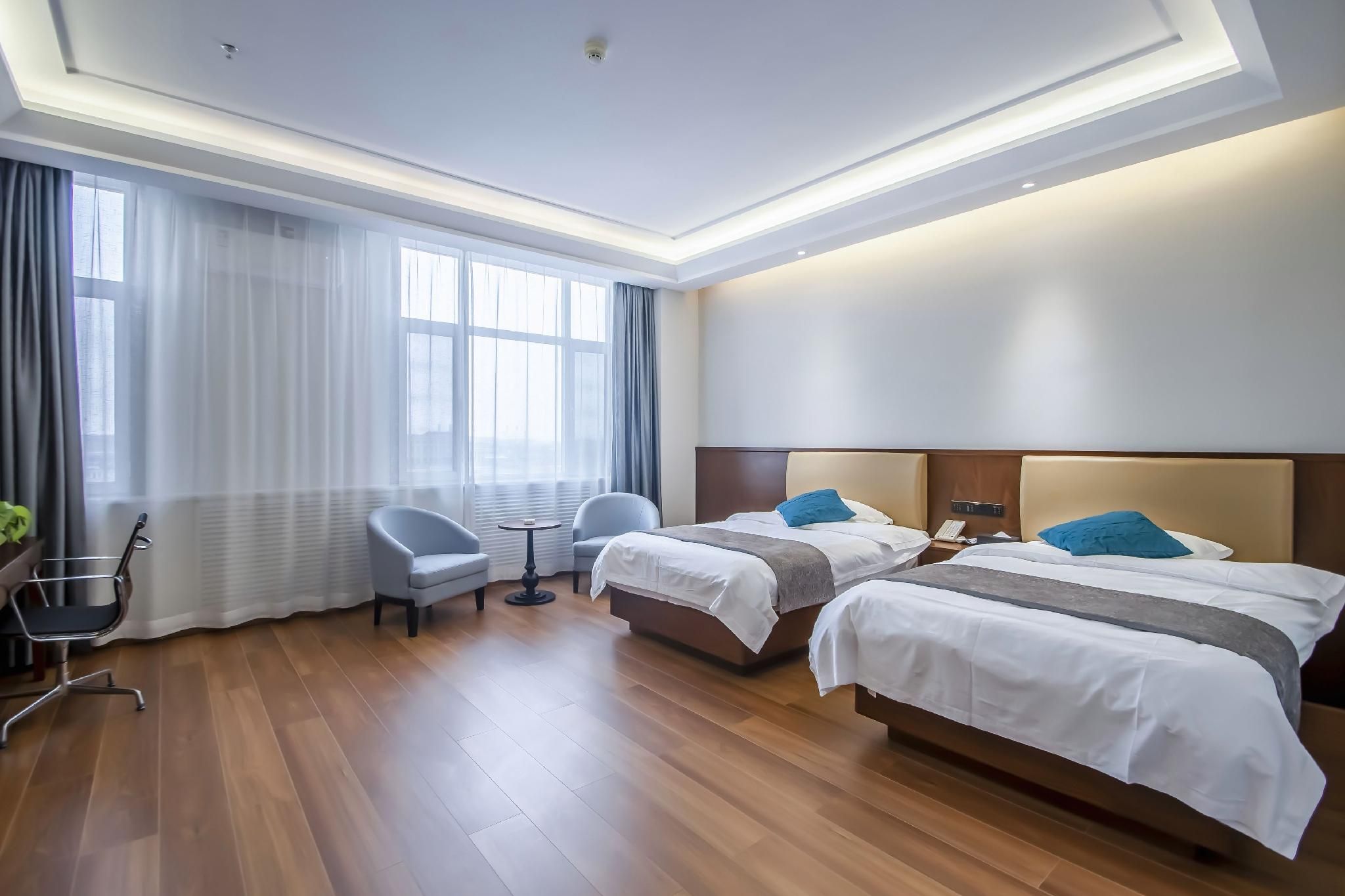 Twin Deluxe Room