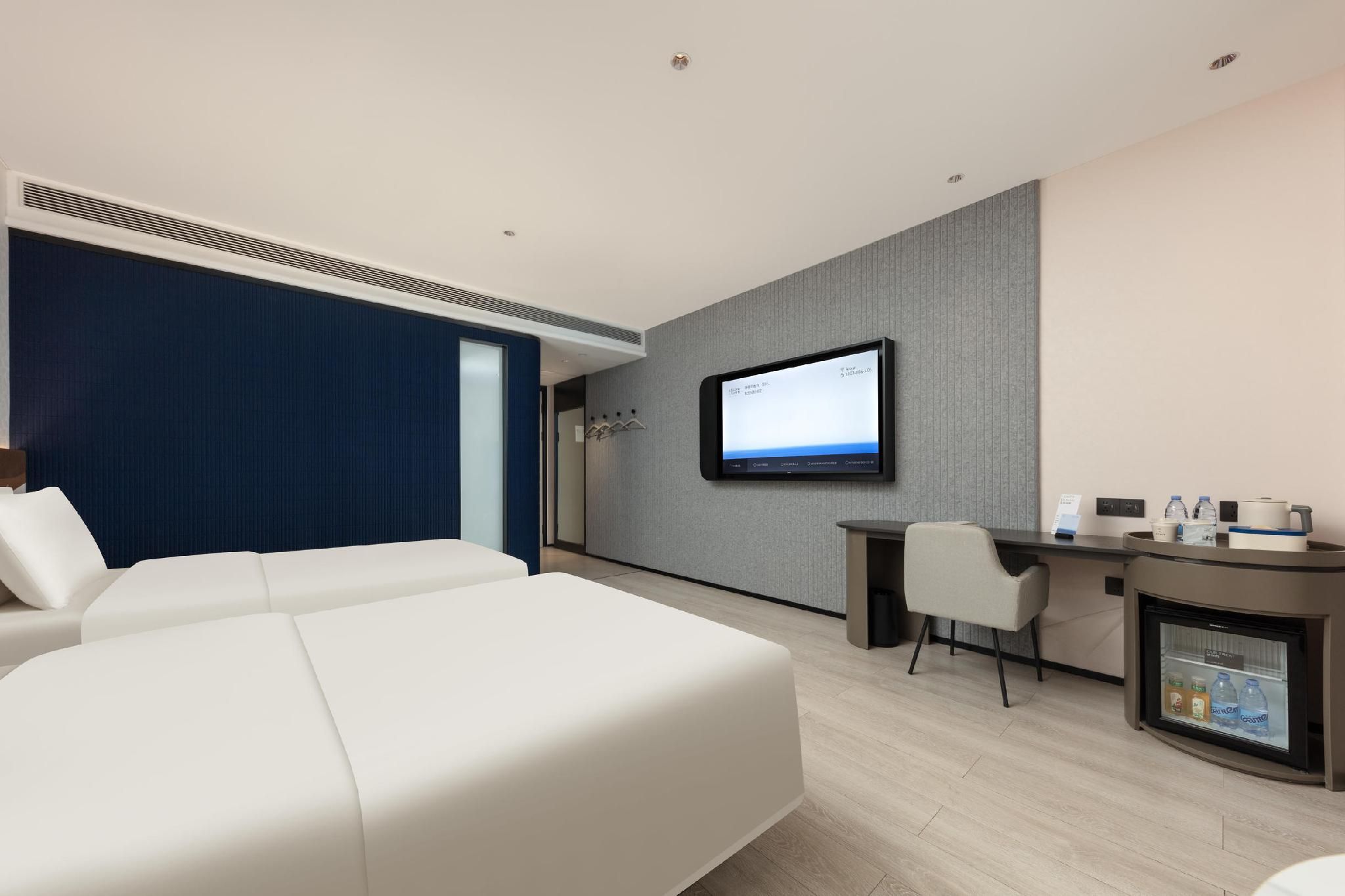 Standard Twin Bed Room