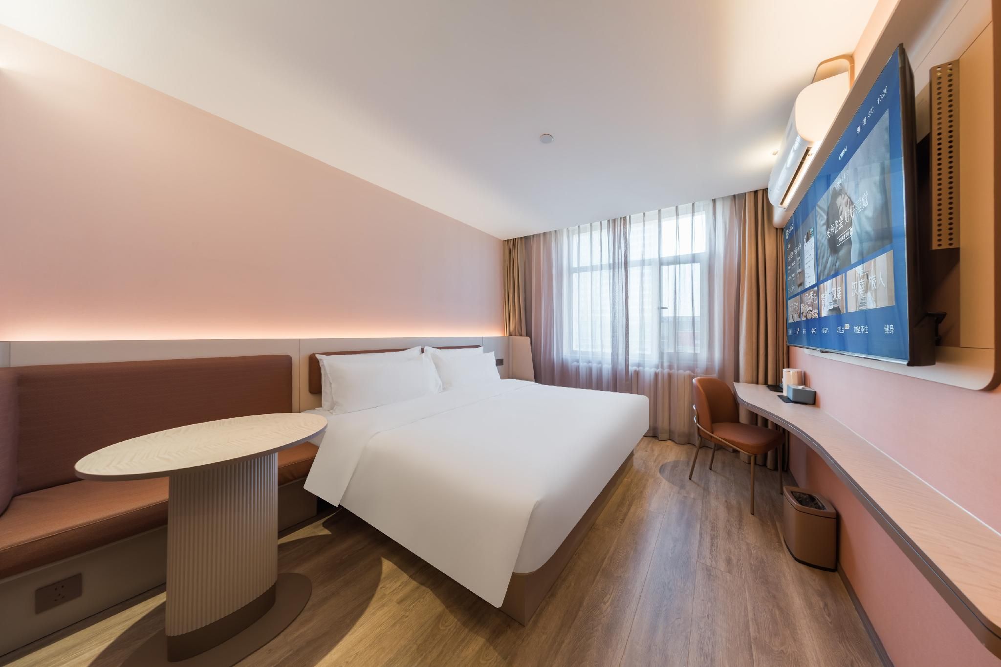 Queen Room A