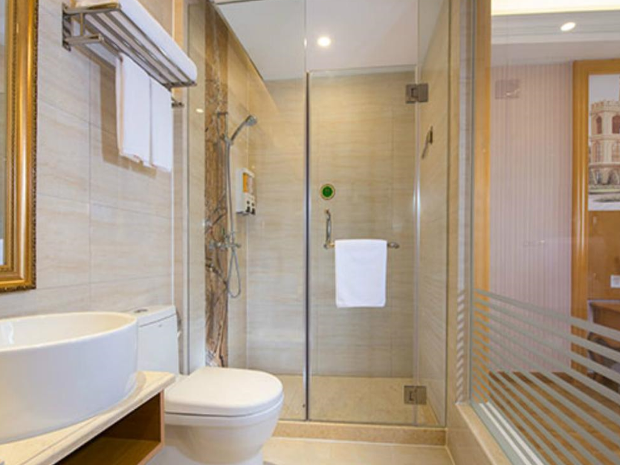 Vienna Hotel Yinchuan High-Speed Railway Station WH - Superior Bed Room 3