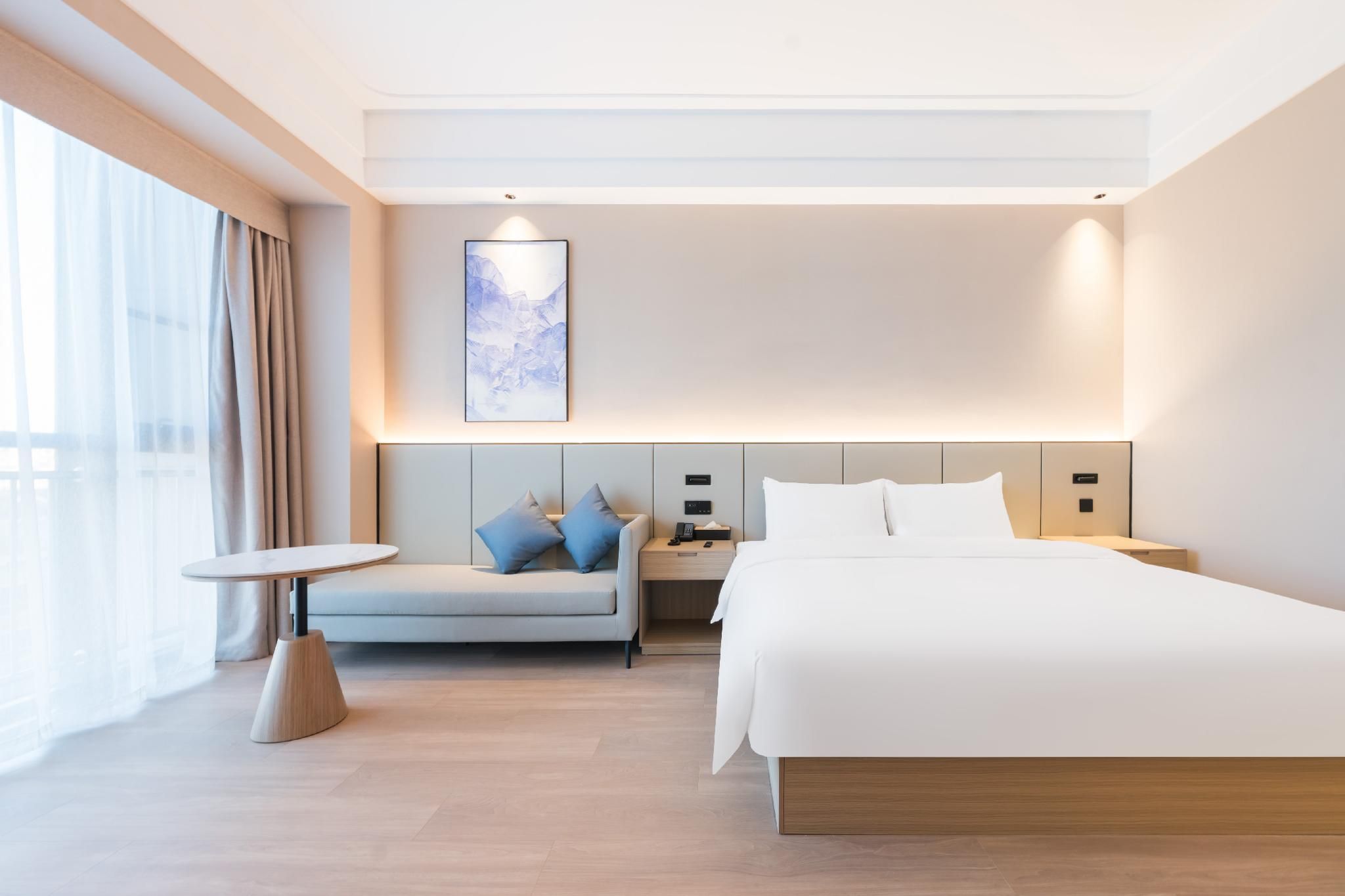 Huazhu - Room With Bed