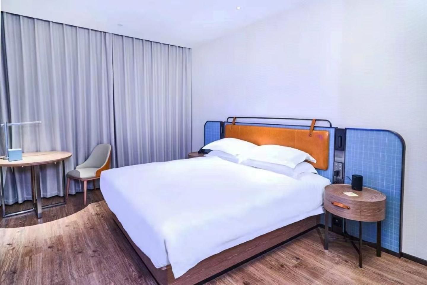 Comfort King Room