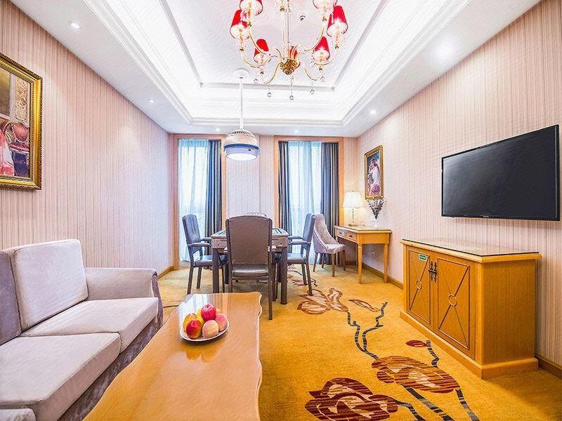 Vienna Hotel Hunan Yueyang Linxiang Vienna - Functional Chess Suite Room 3