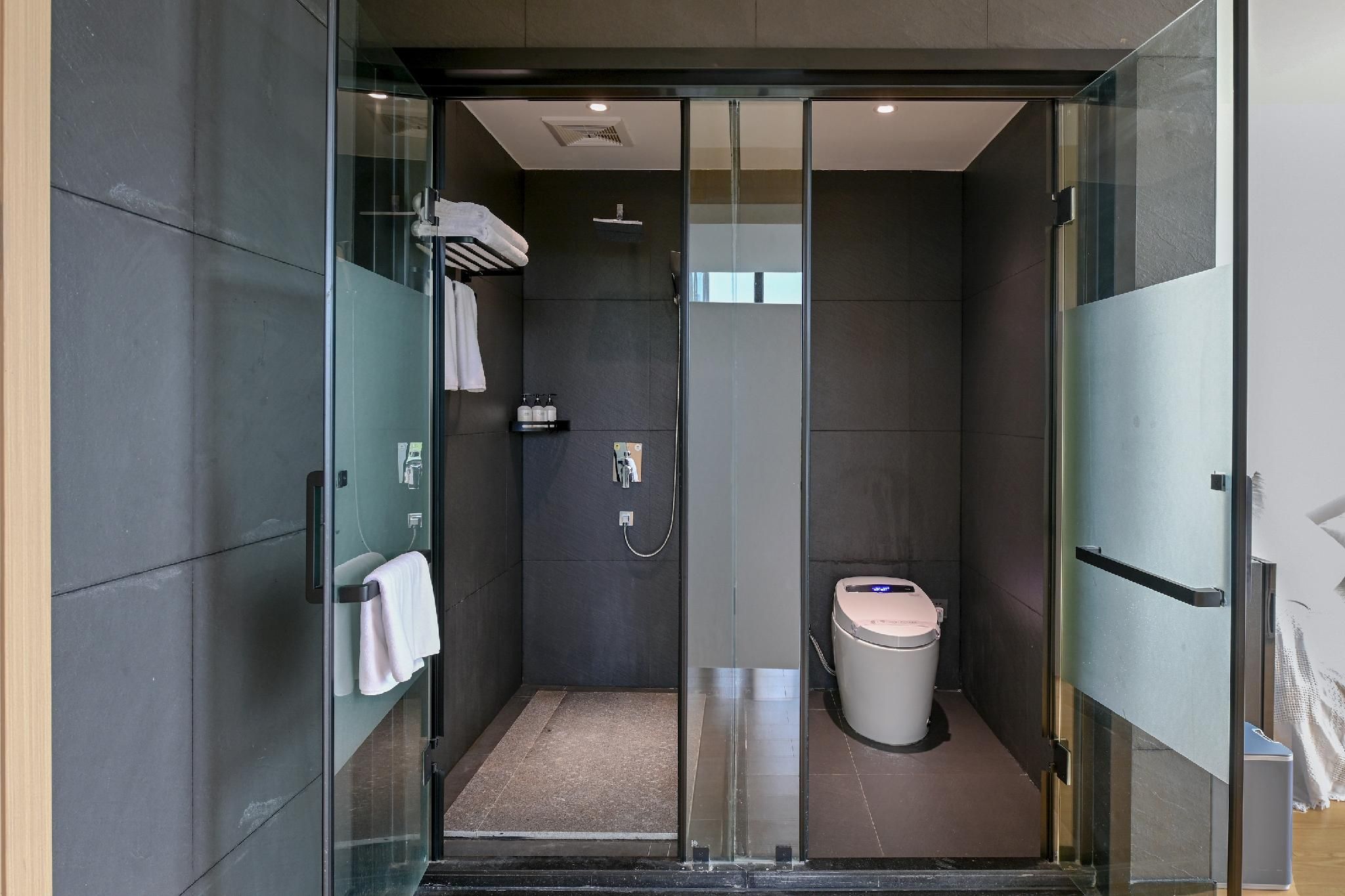 Twin Suite