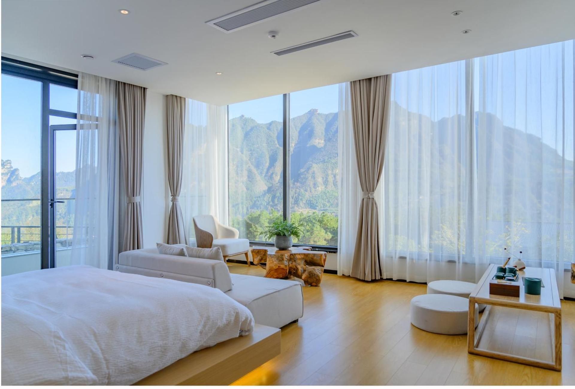 Superior Double Room with Mountain View