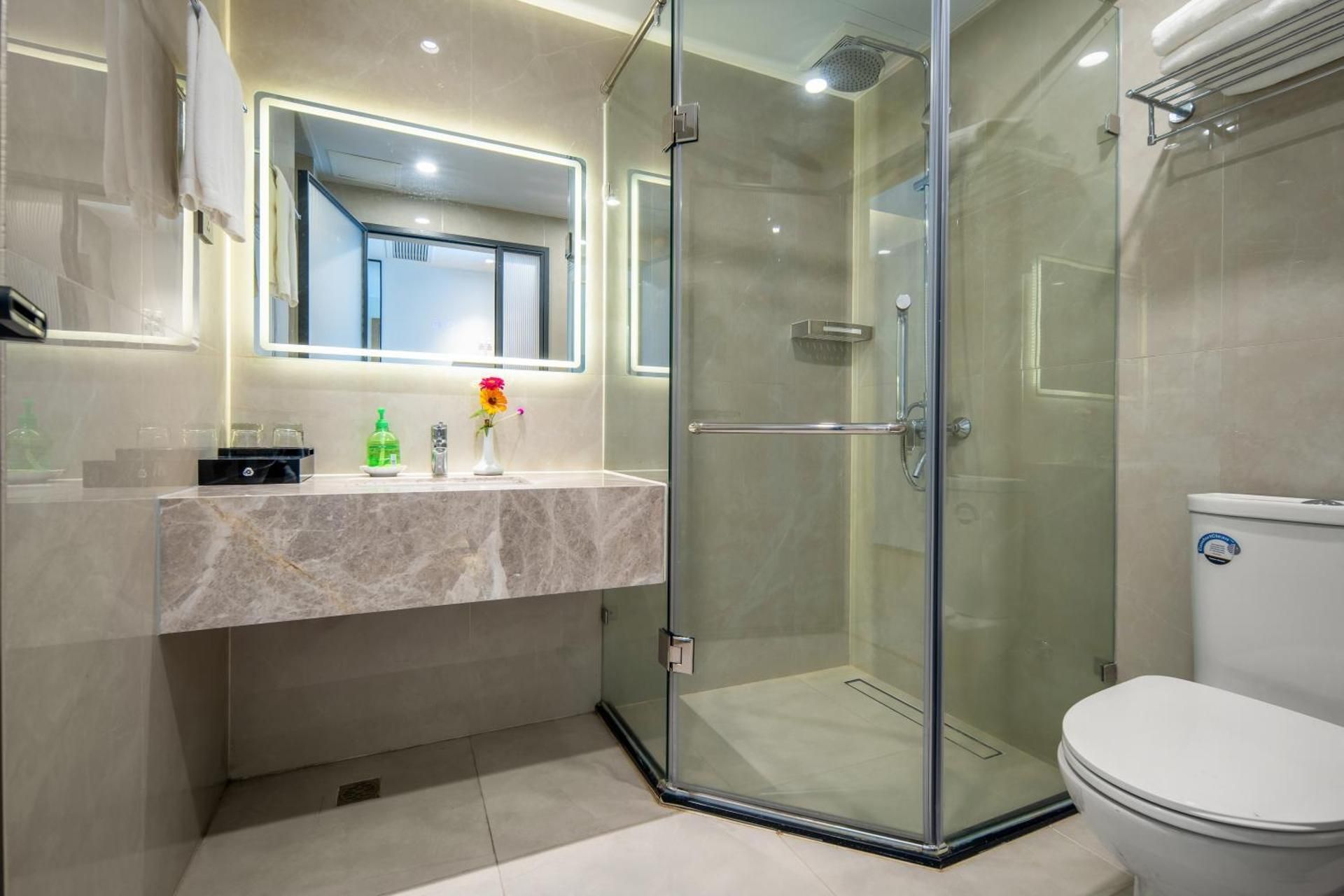 Hunan Pipaxi Hotel Zhangjiajie Queen Room with Balcony 3