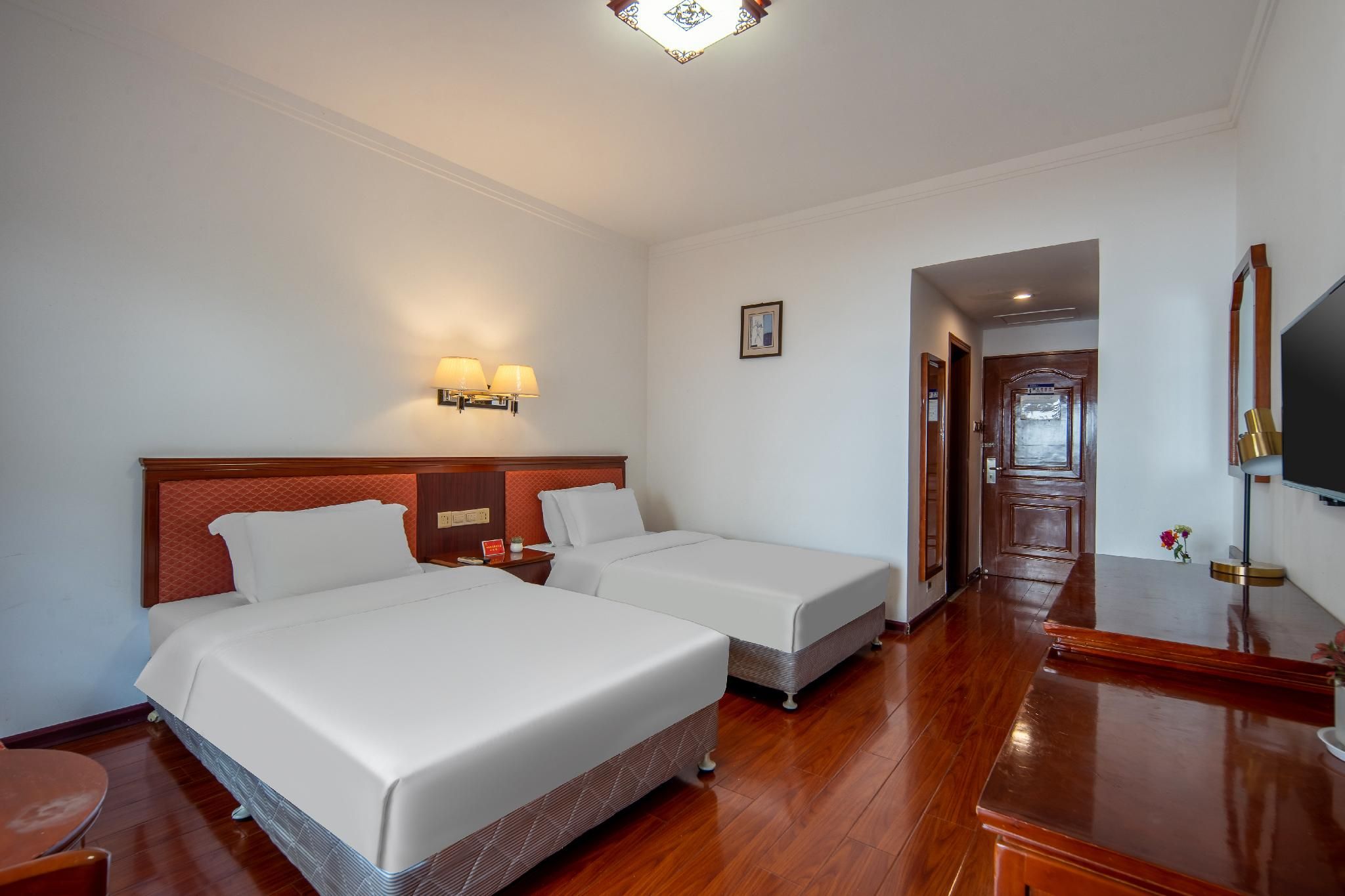 Superior Plus Twin Room