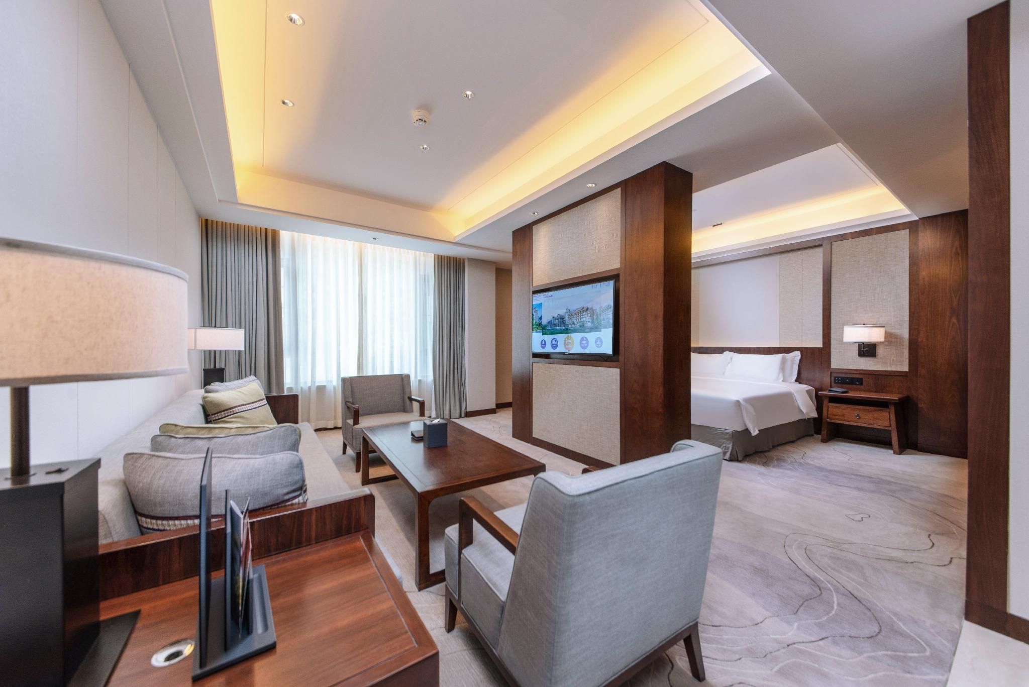 Superior Suite
