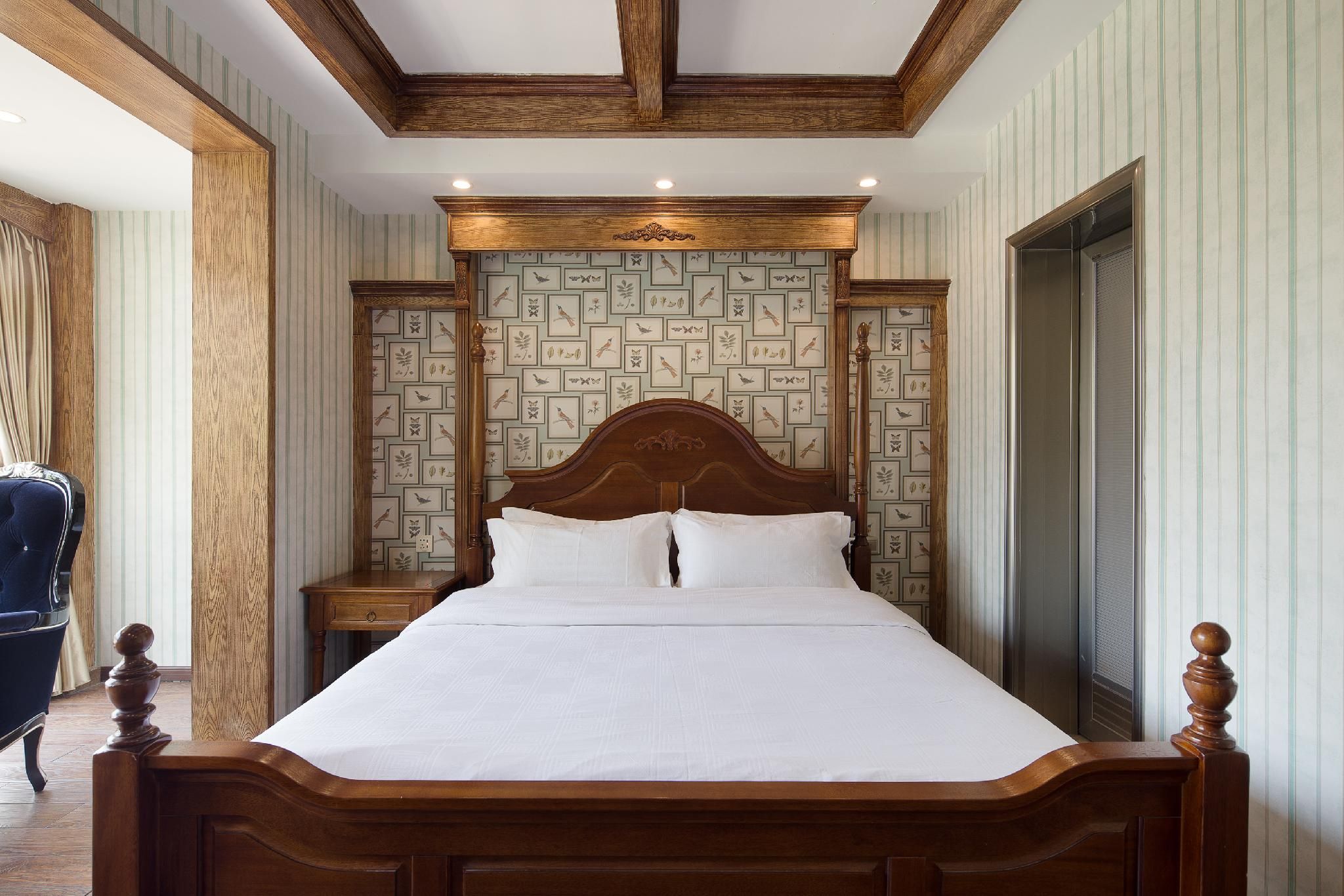 GTR - Guest Room with One 1.8M Bed