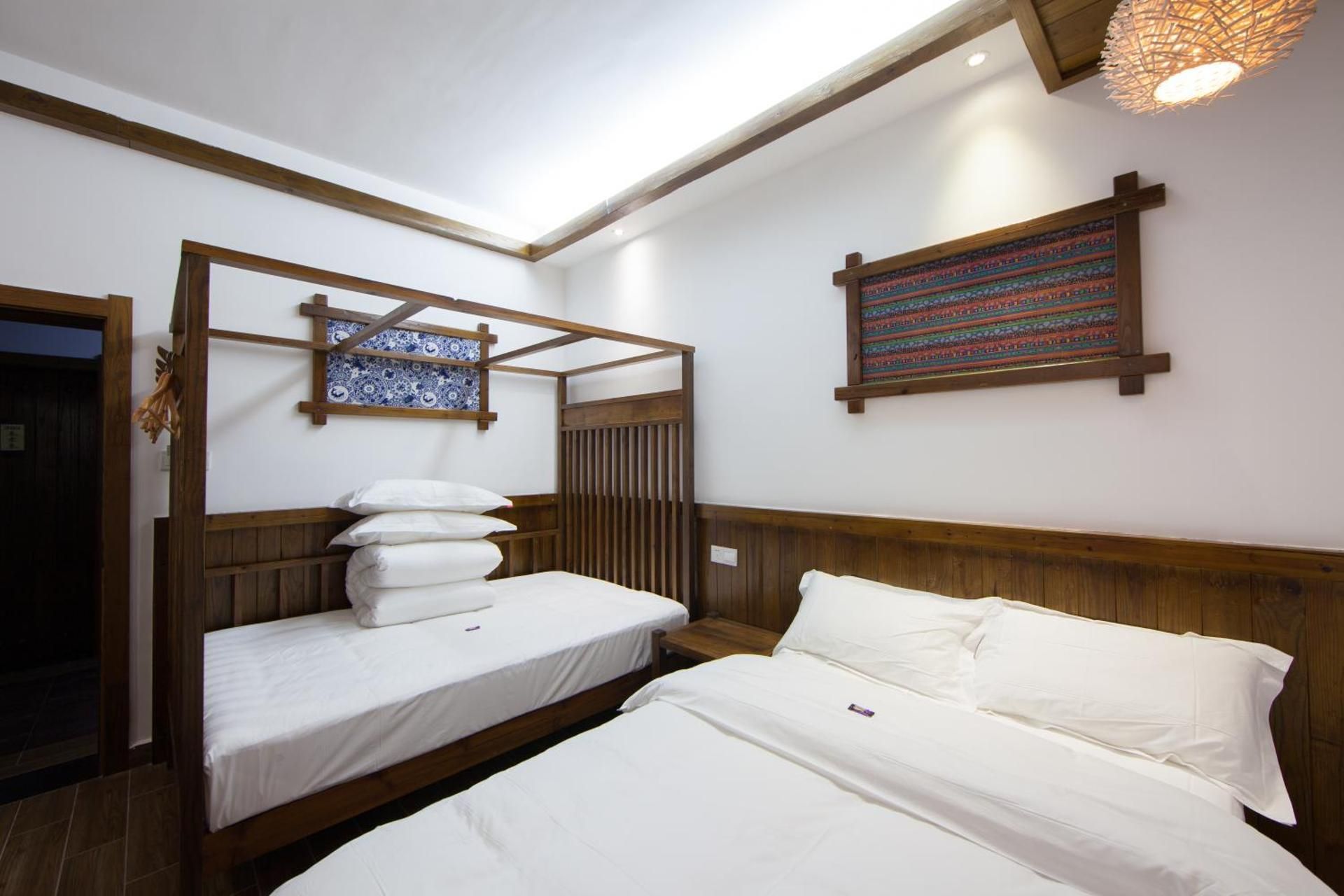 2 Bed Twin Superior Room