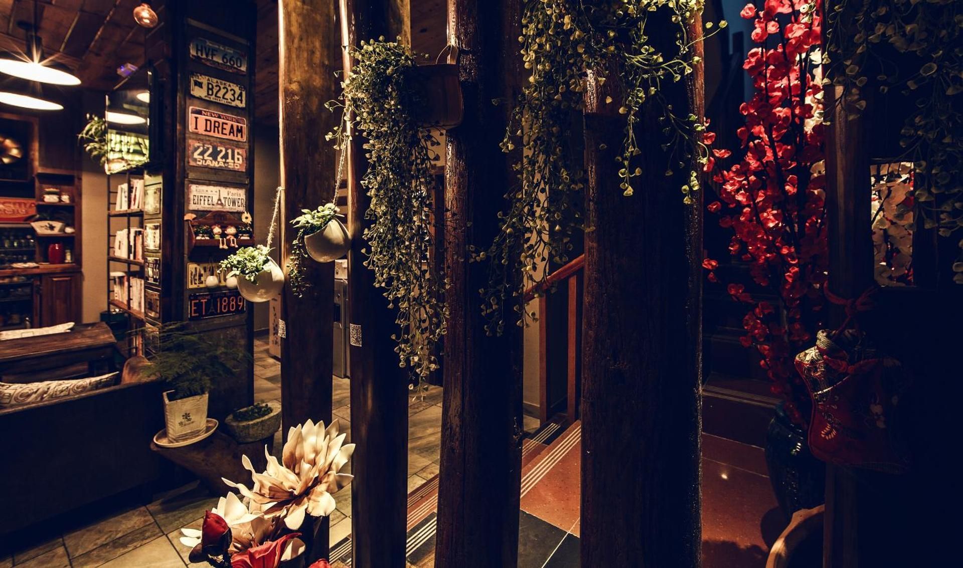 Hotel California Zhangjiajie