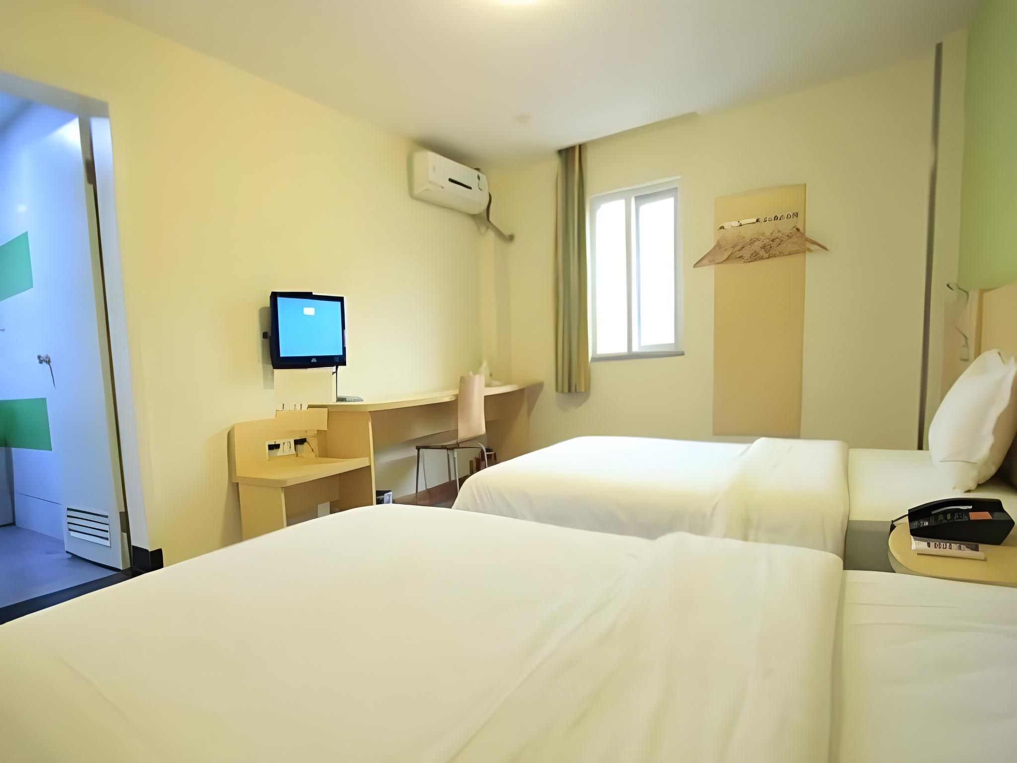 Corporate Twin, Guest room, 2 Twin/Single Bed(s), City view