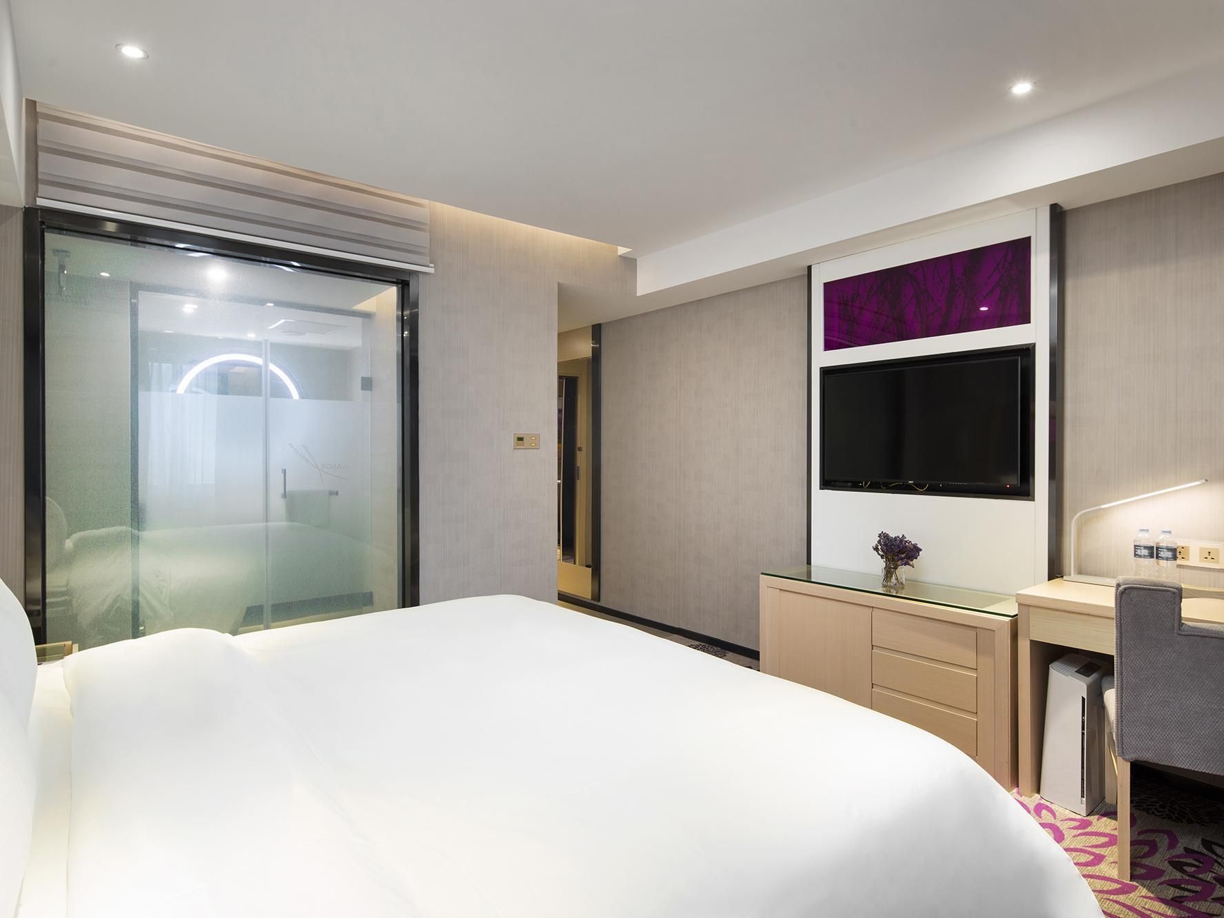 Lavande Hotel Zhangjiajie City Center Bofu Plaza 7 Days - Zizai Bed Room